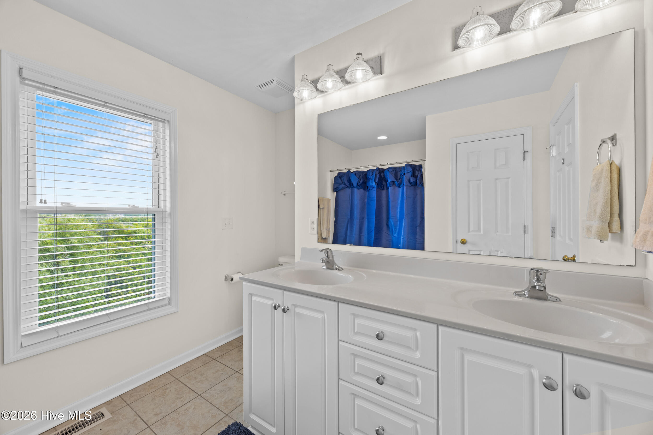 3759 Island Drive Property Photo 22