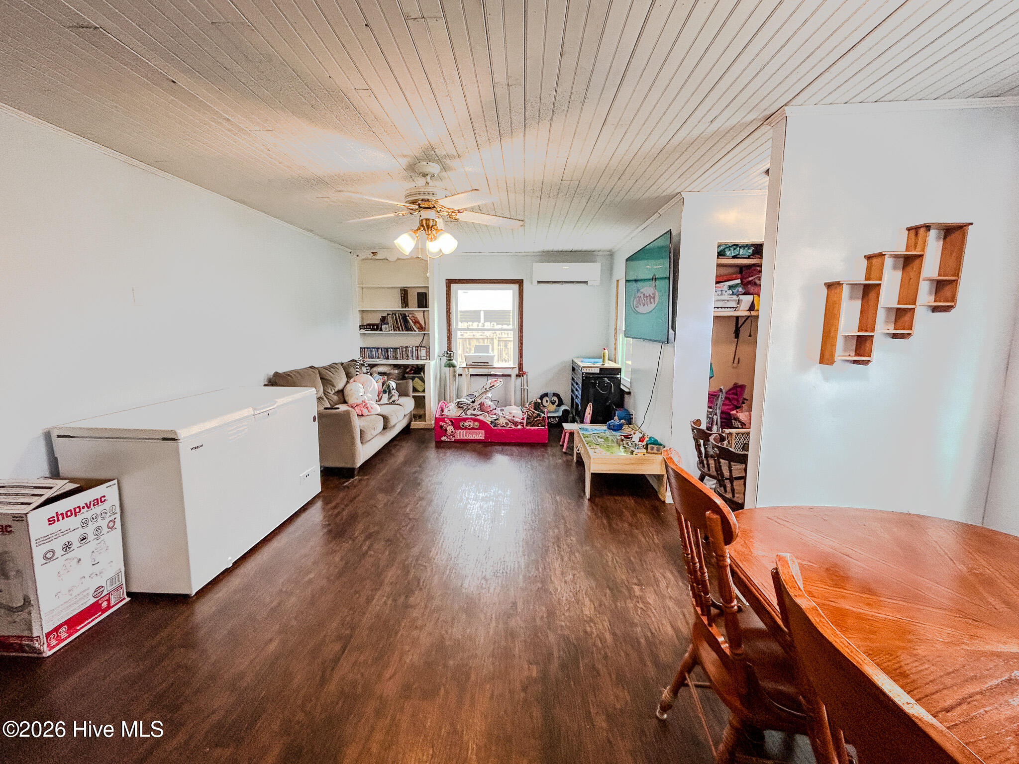 47 Hatchett Street Property Photo 7