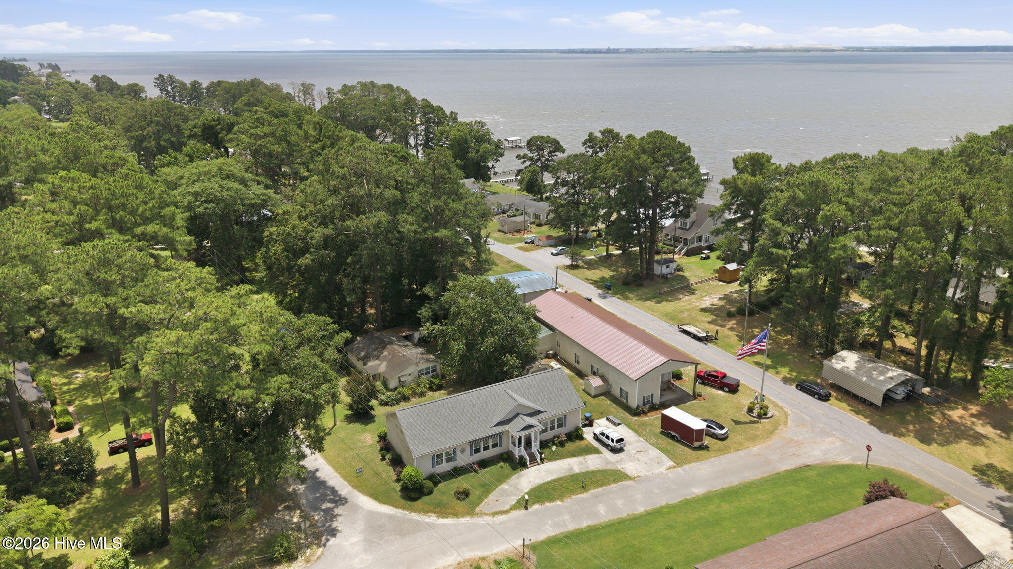 24 King Blount Drive Property Photo 2