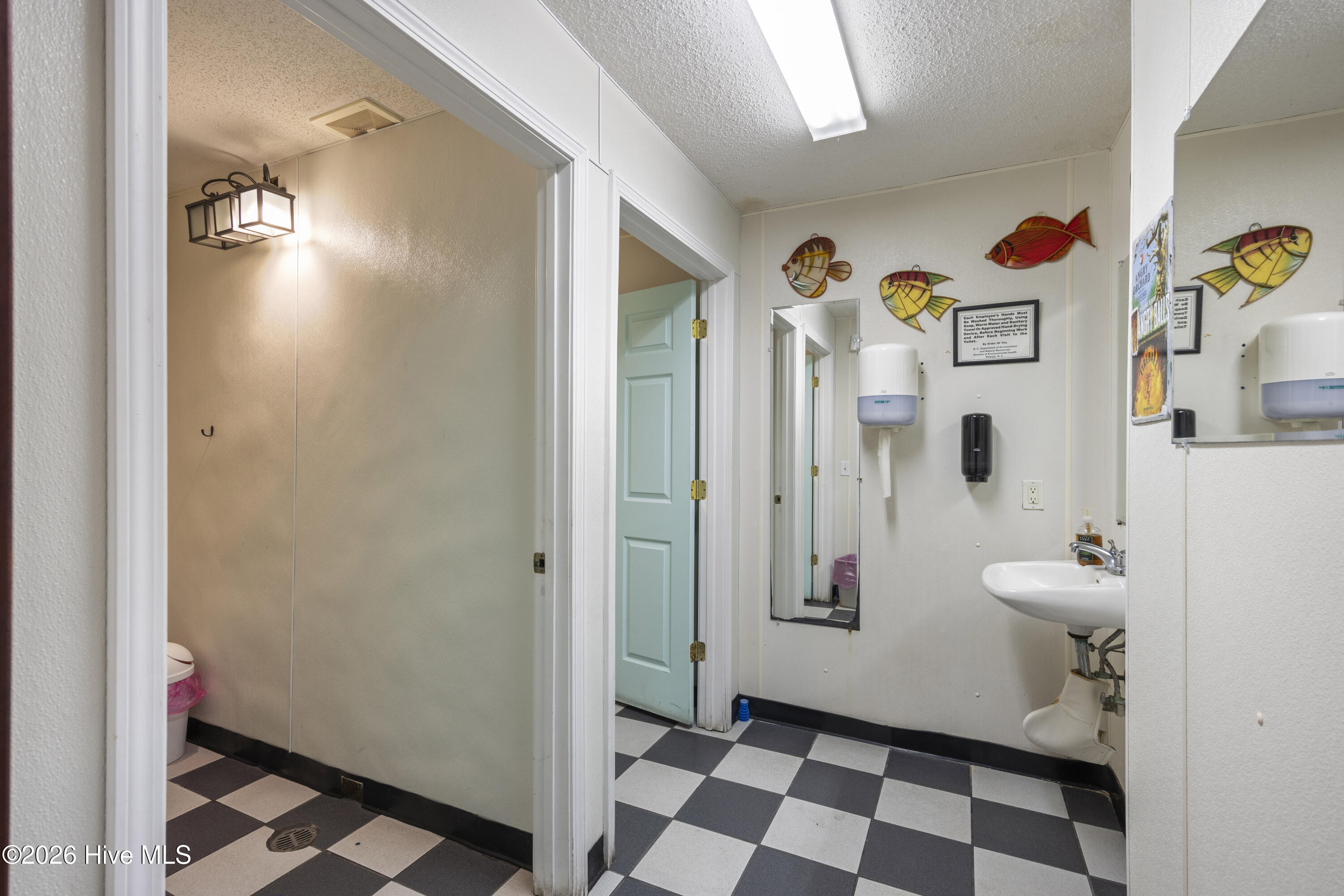 8039 River Road Se Property Photo 39