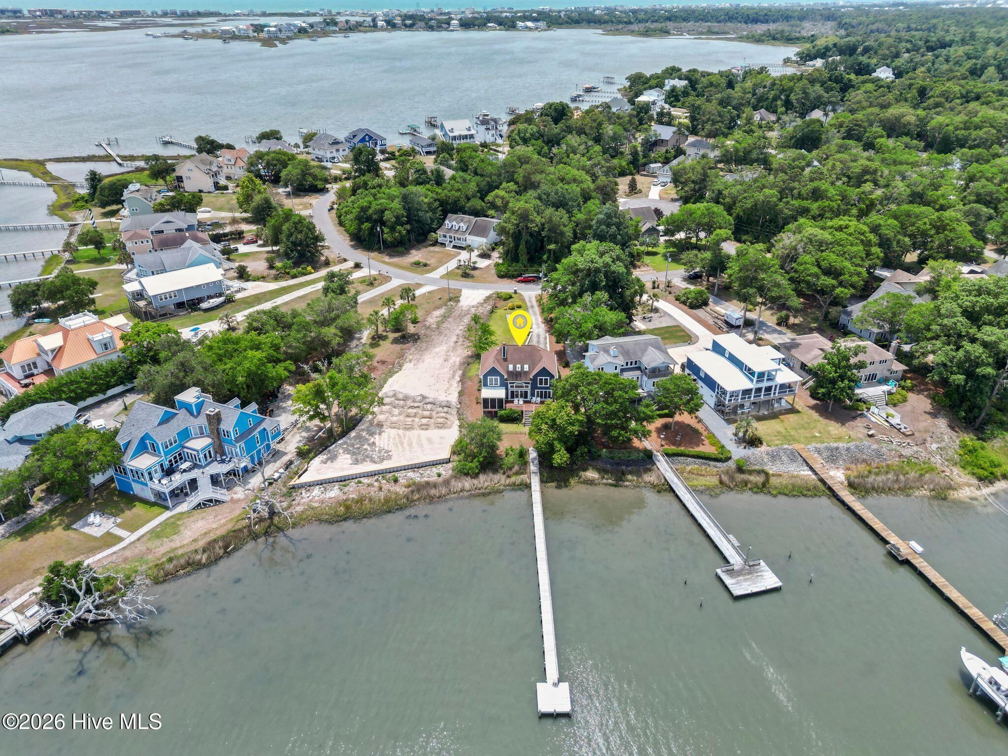 915 Chadwick Shores Drive Property Photo 4