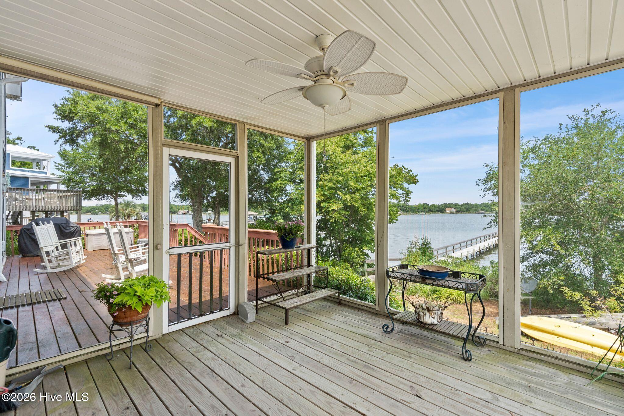 915 Chadwick Shores Drive Property Photo 42