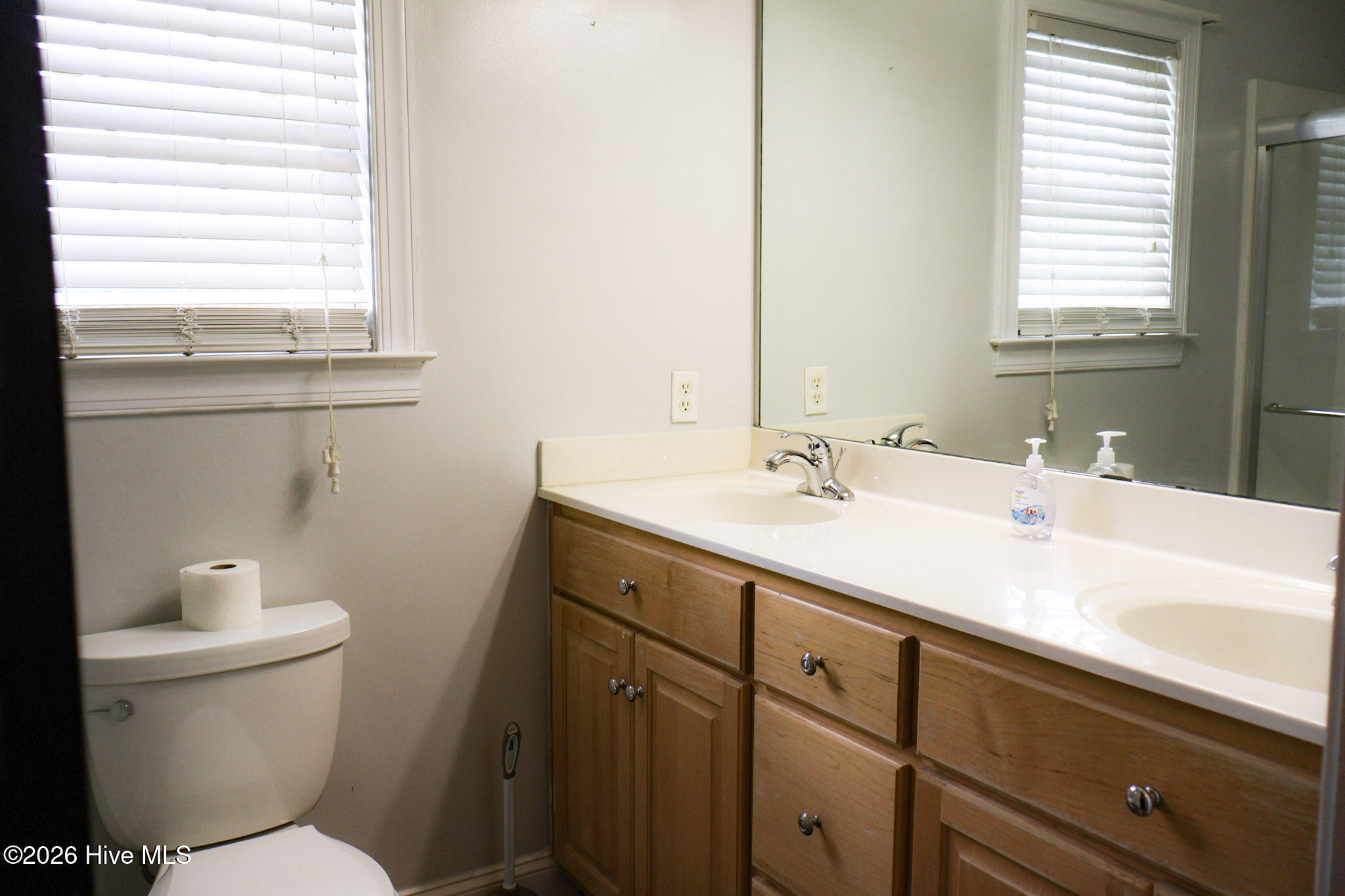 1213 Windbrooke Drive Property Photo 3