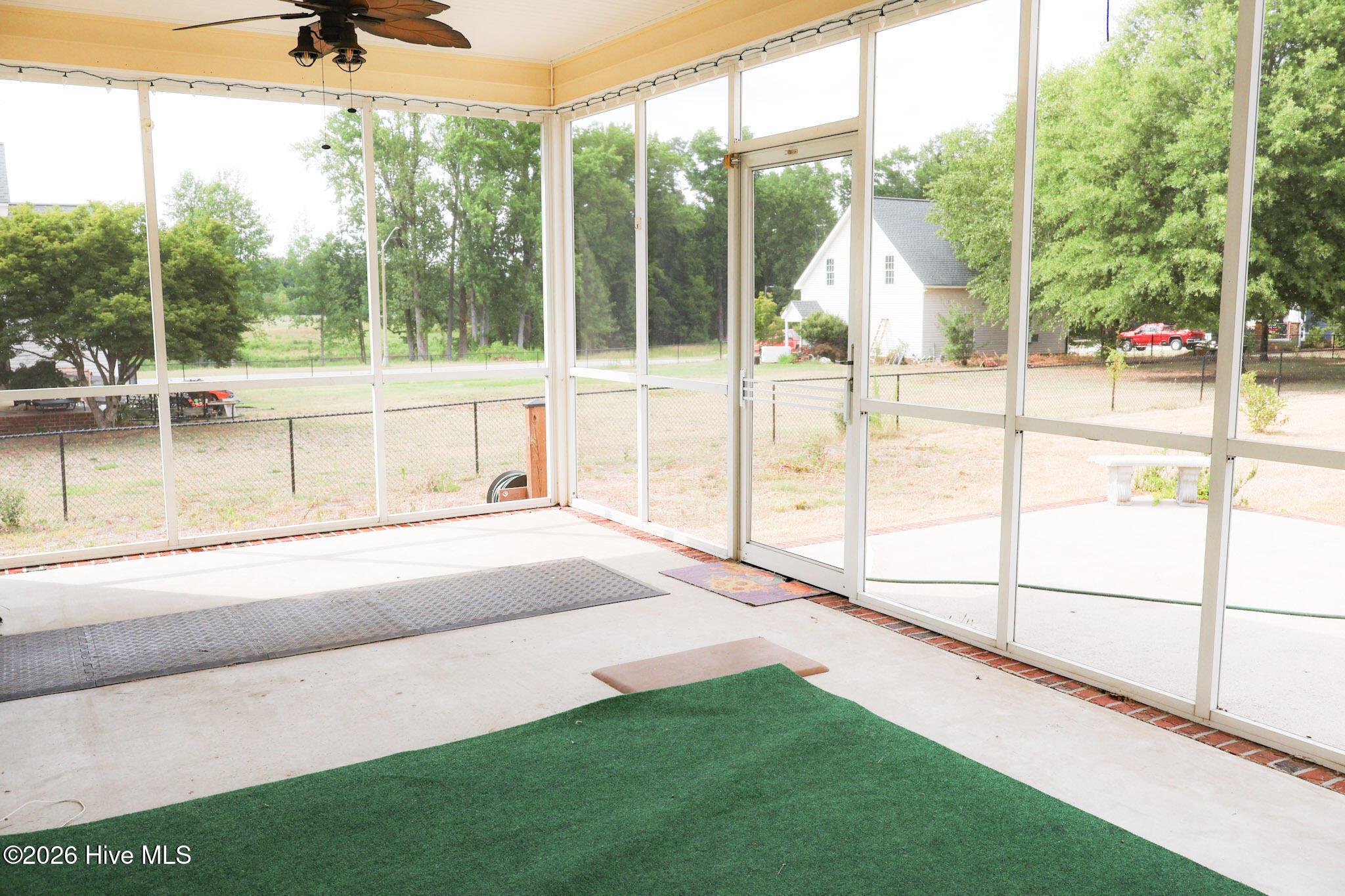 1213 Windbrooke Drive Property Photo 15