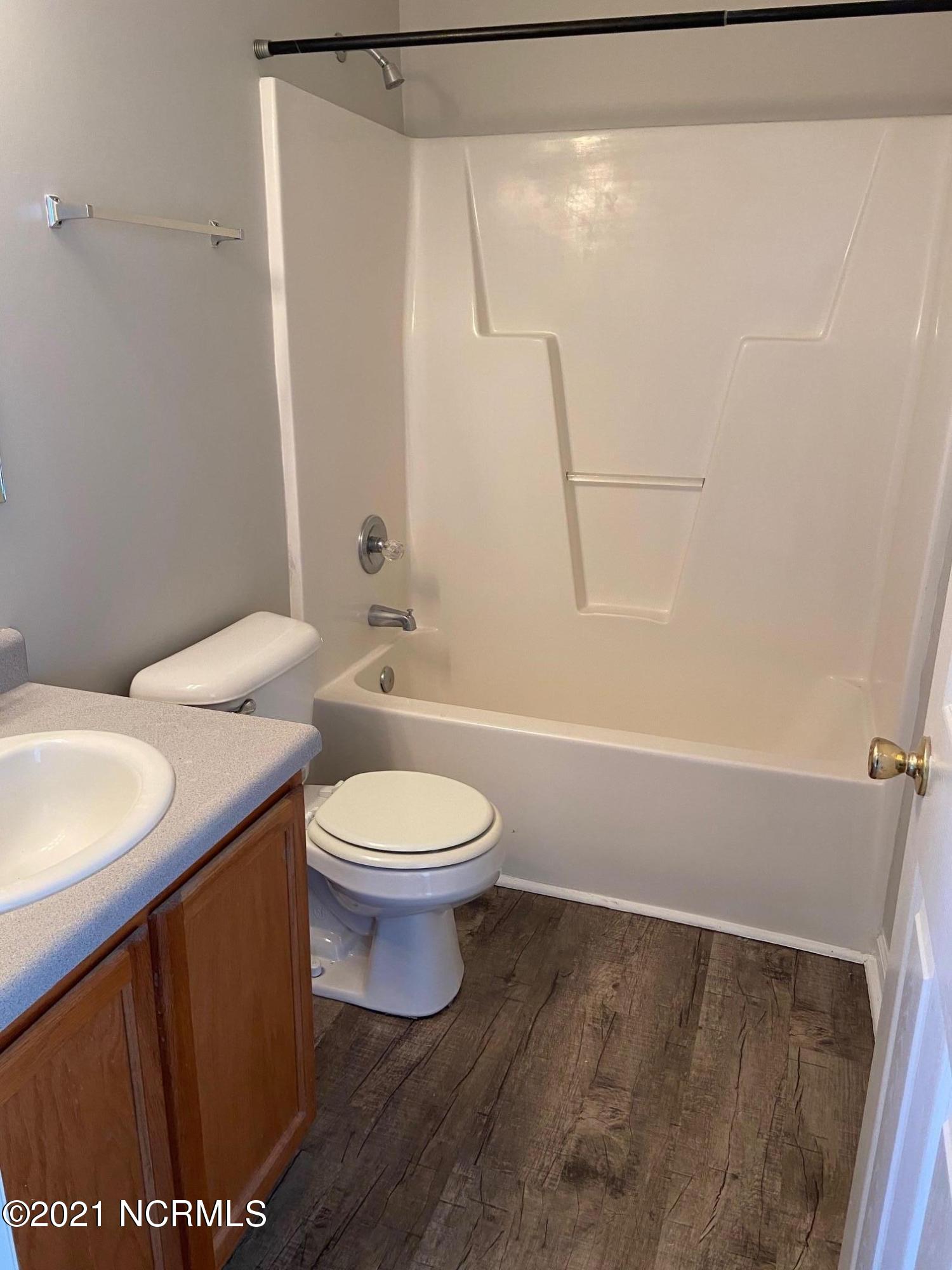 401 Sumrell Way Property Photo 18