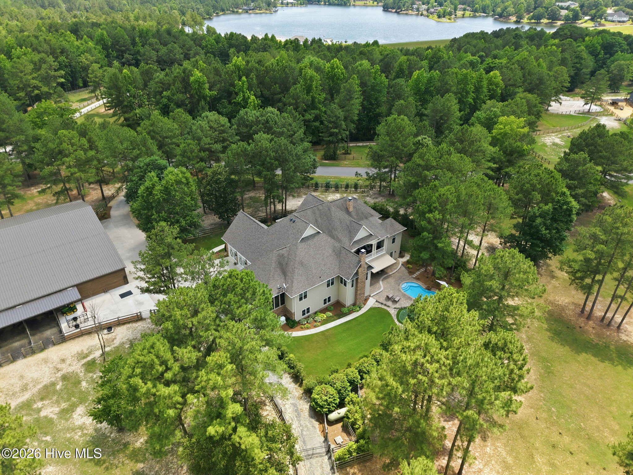 164 Saddle Ridge Property Photo 6