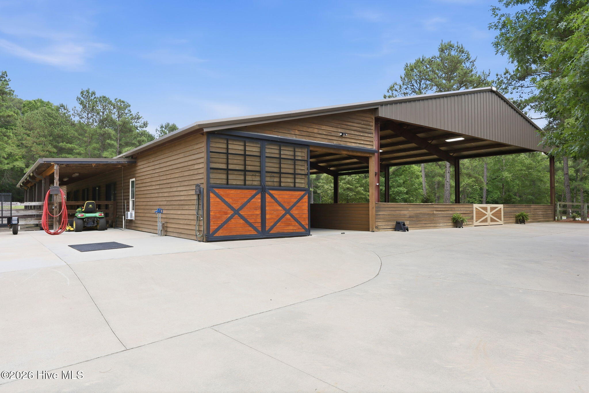 164 Saddle Ridge Property Photo 8
