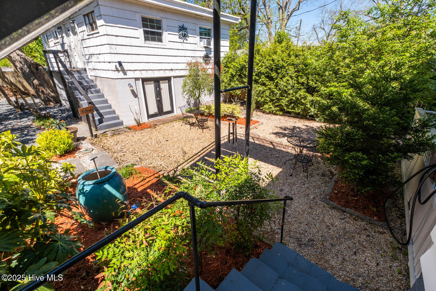 411 George Street 3 Property Photo 14