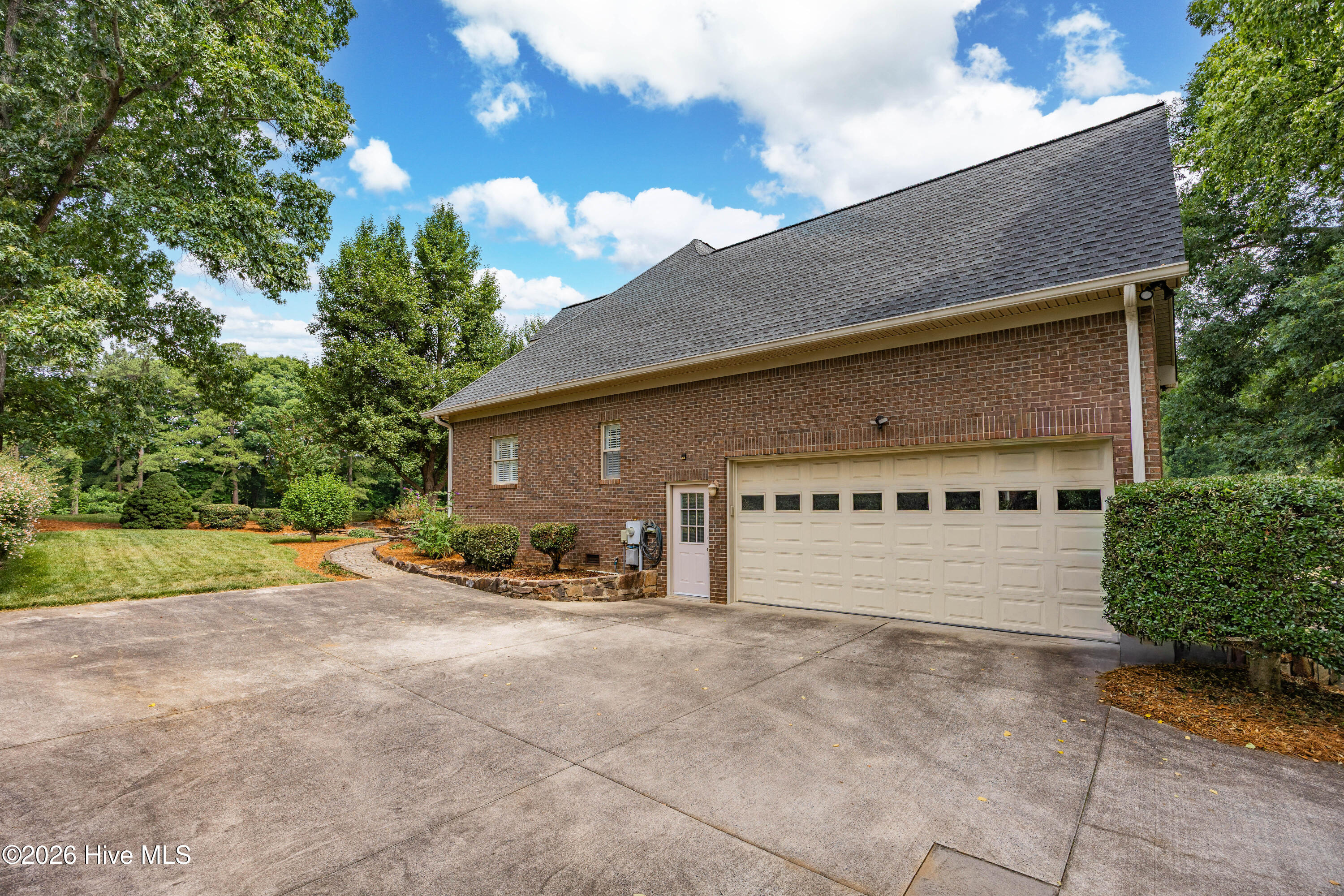 661 Nassau Trail Property Photo 27