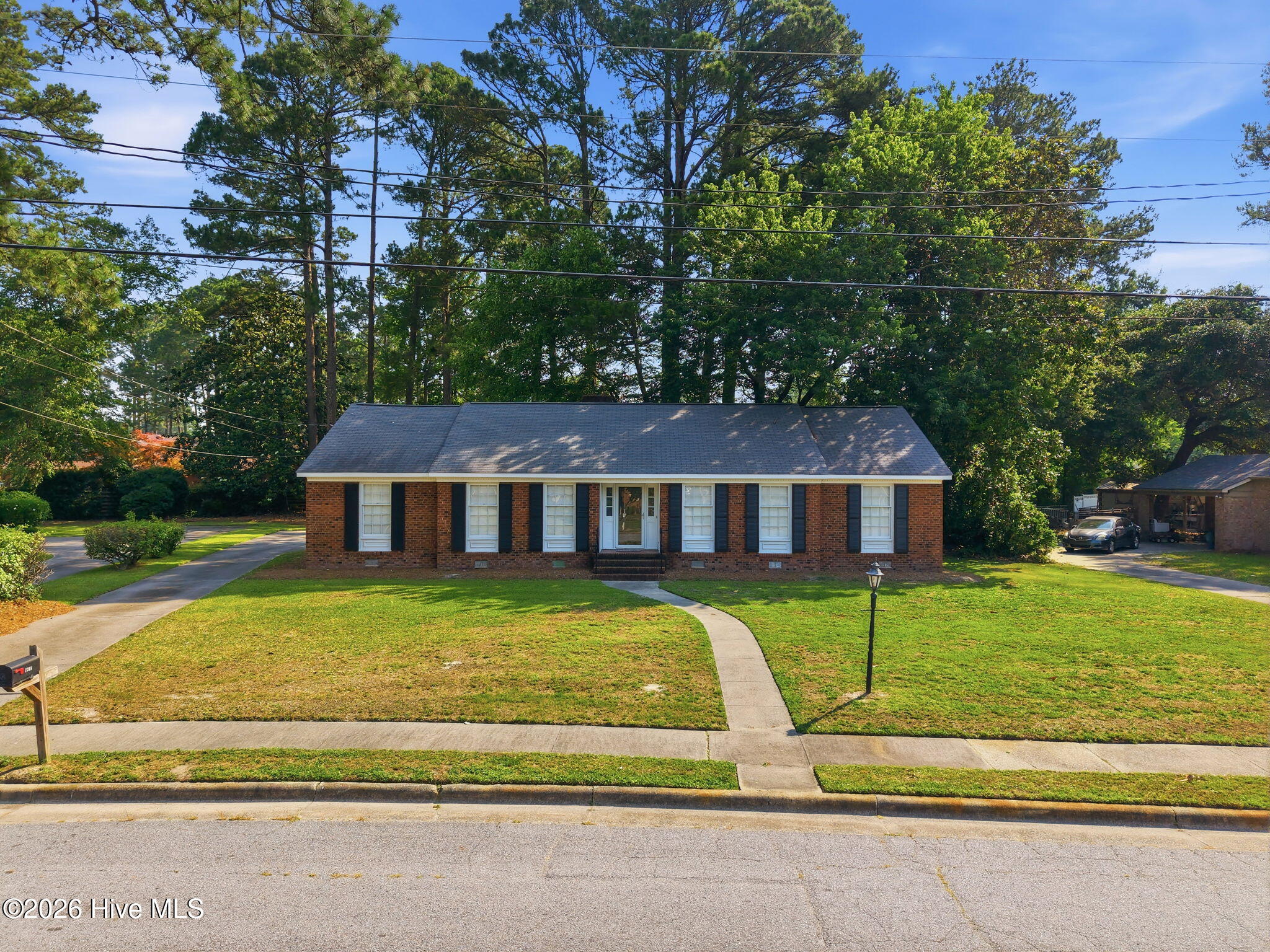 1205 W Highland Avenue Property Photo 3