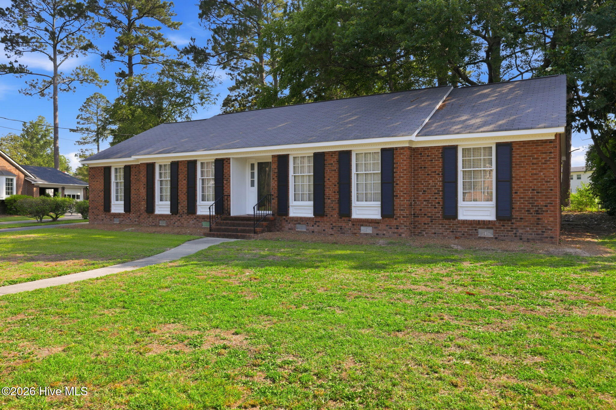 1205 W Highland Avenue Property Photo 5