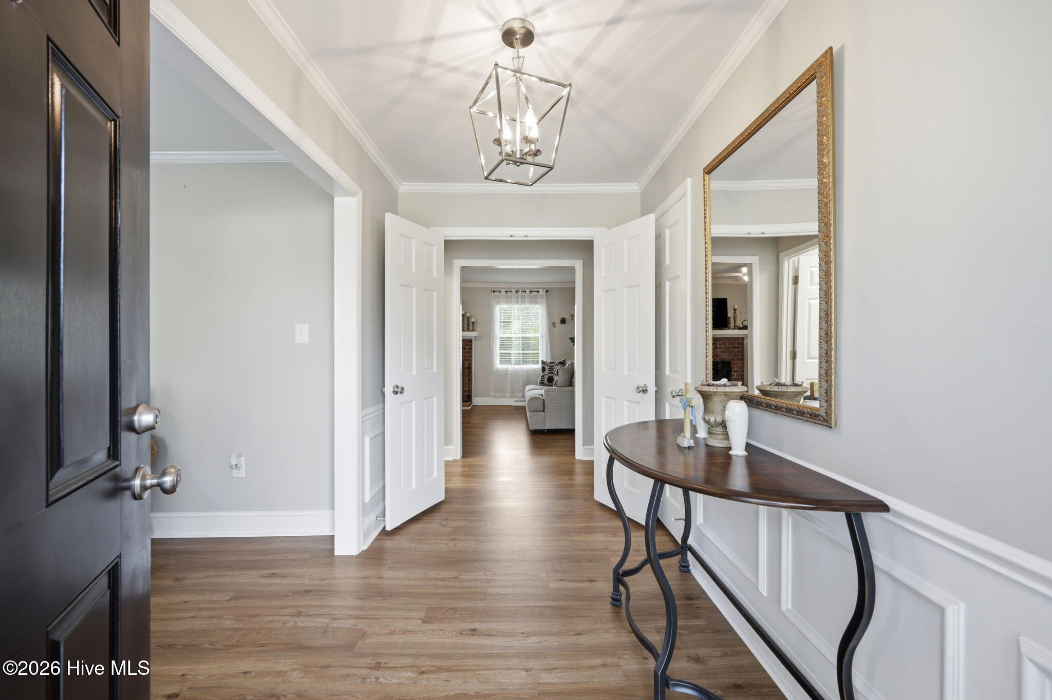 1205 W Highland Avenue Property Photo 15