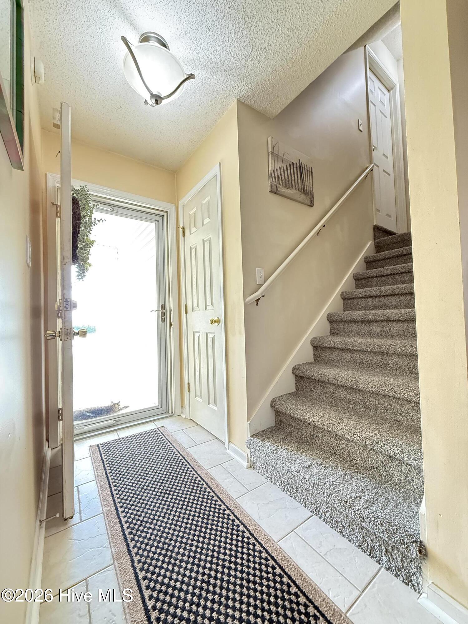 576 Ludford Road Property Photo 4