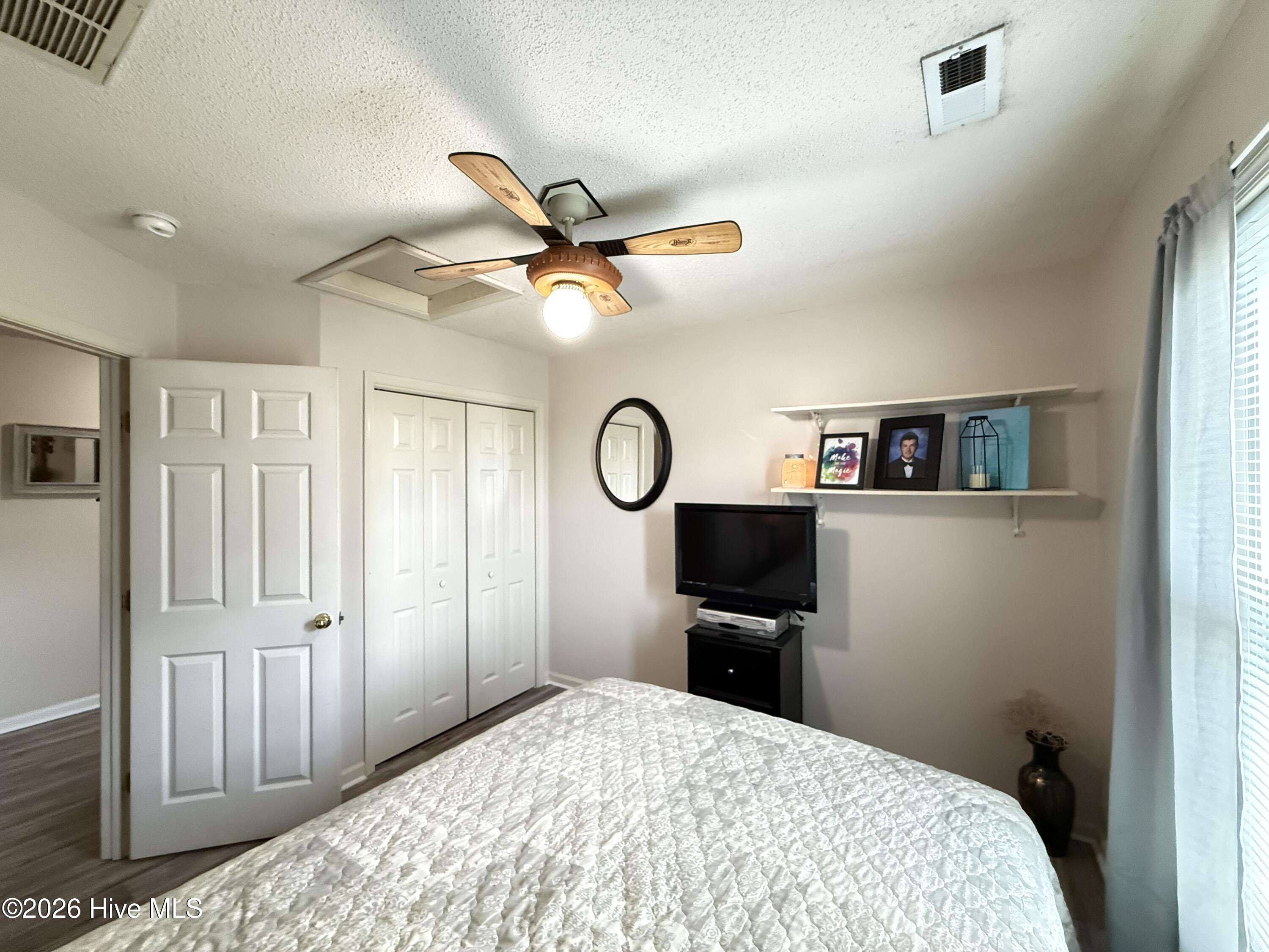 576 Ludford Road Property Photo 26