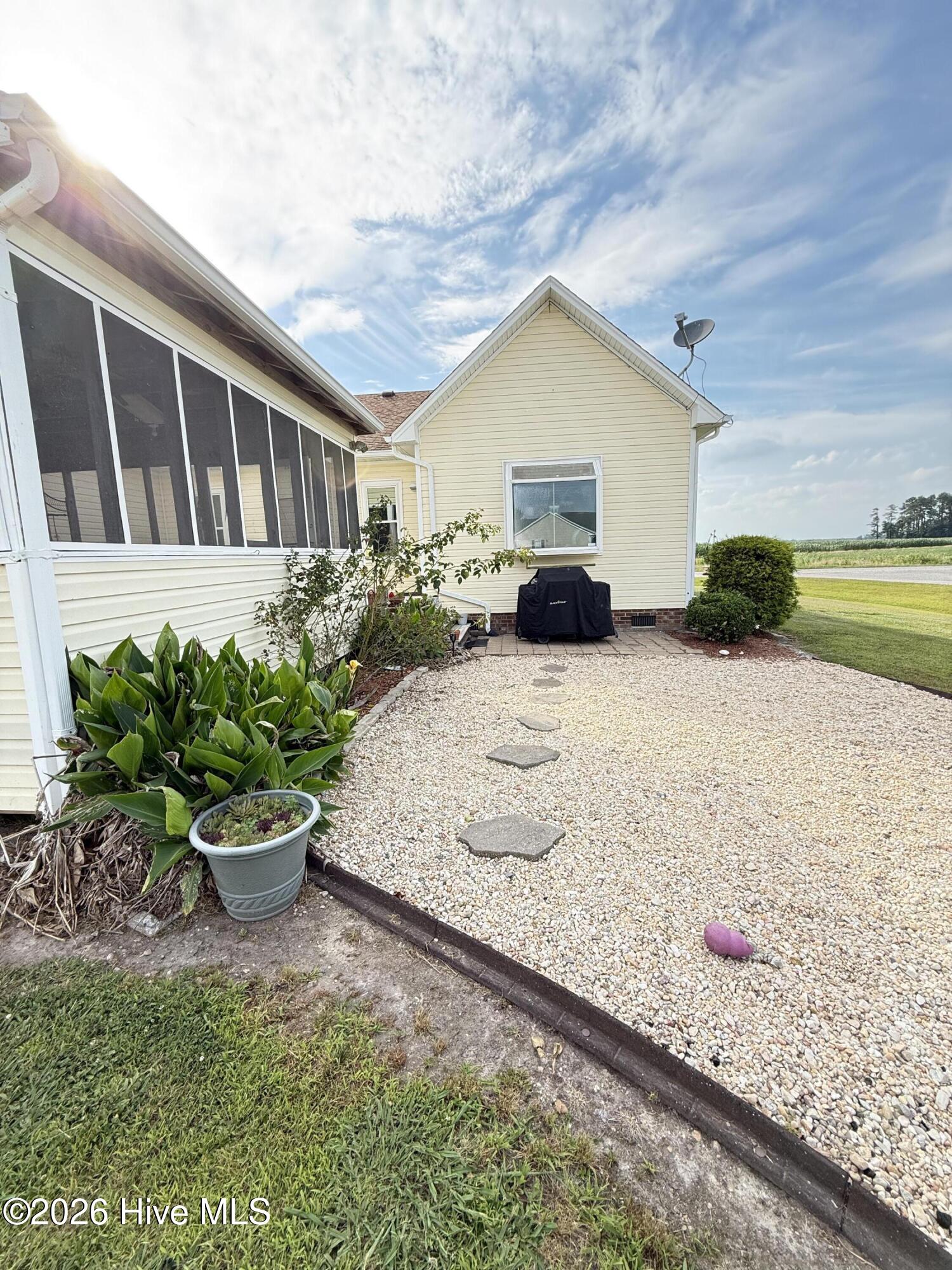 576 Ludford Road Property Photo 45