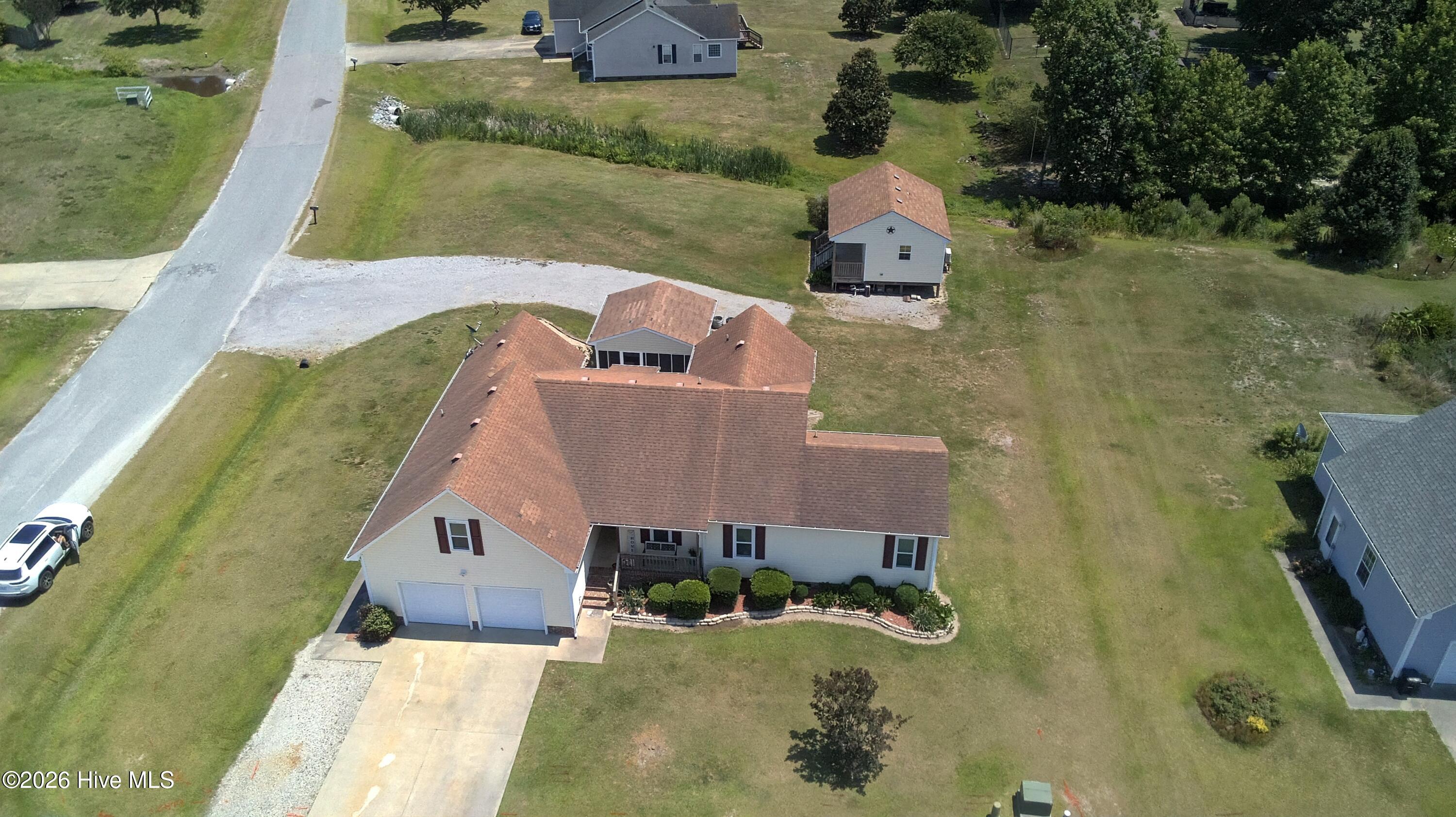 576 Ludford Road Property Photo 62
