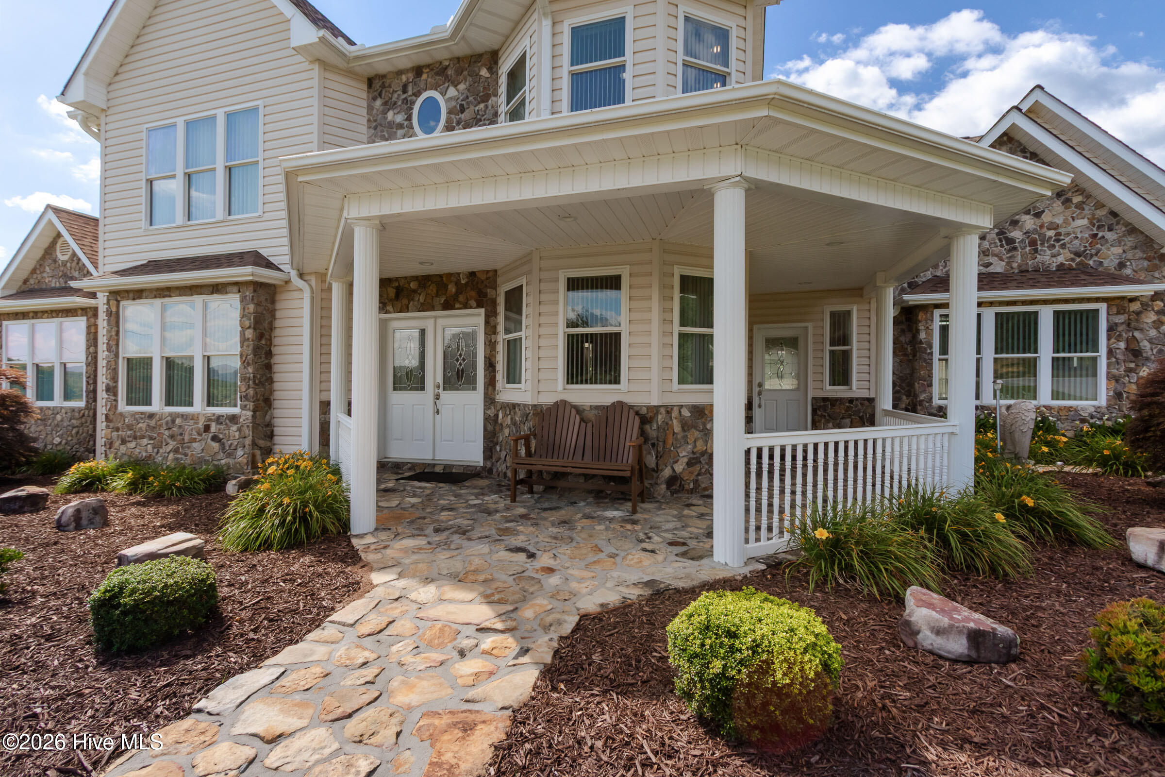 185 Lunsford Road Property Photo 4