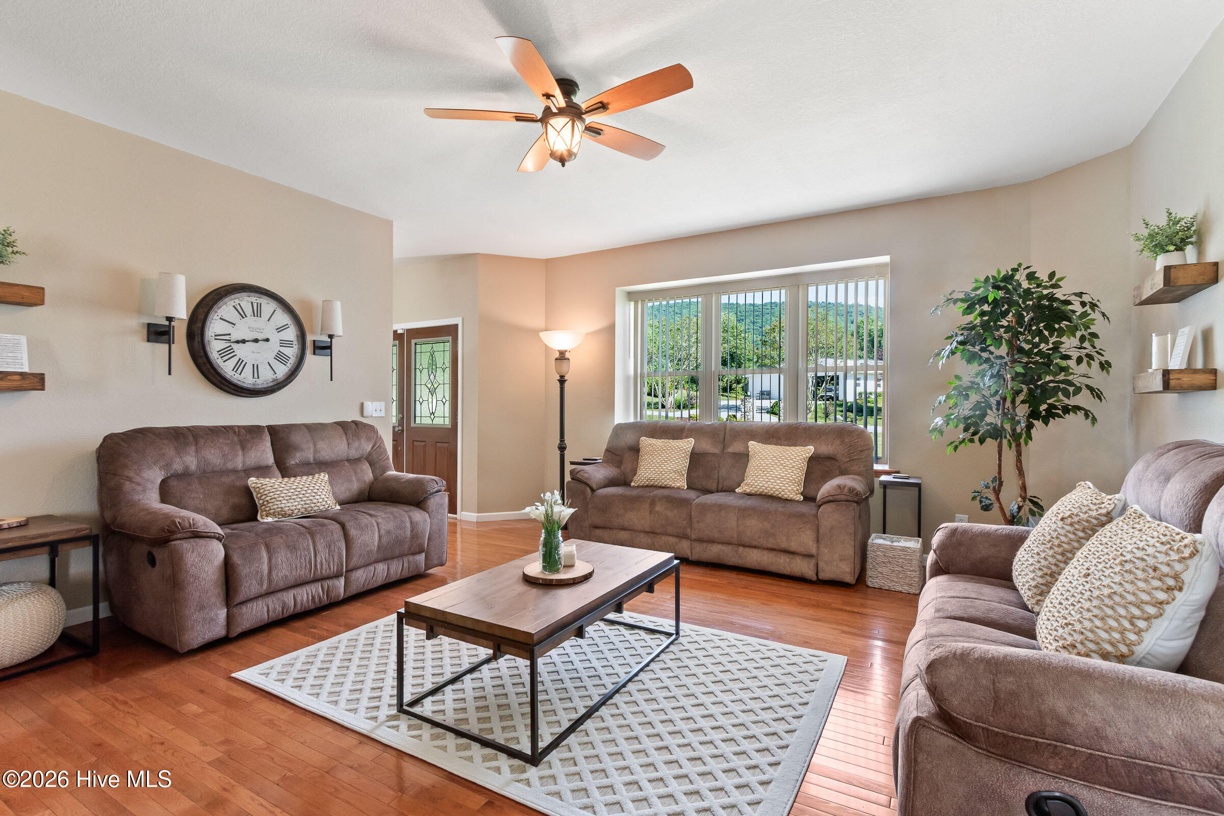 185 Lunsford Road Property Photo 10