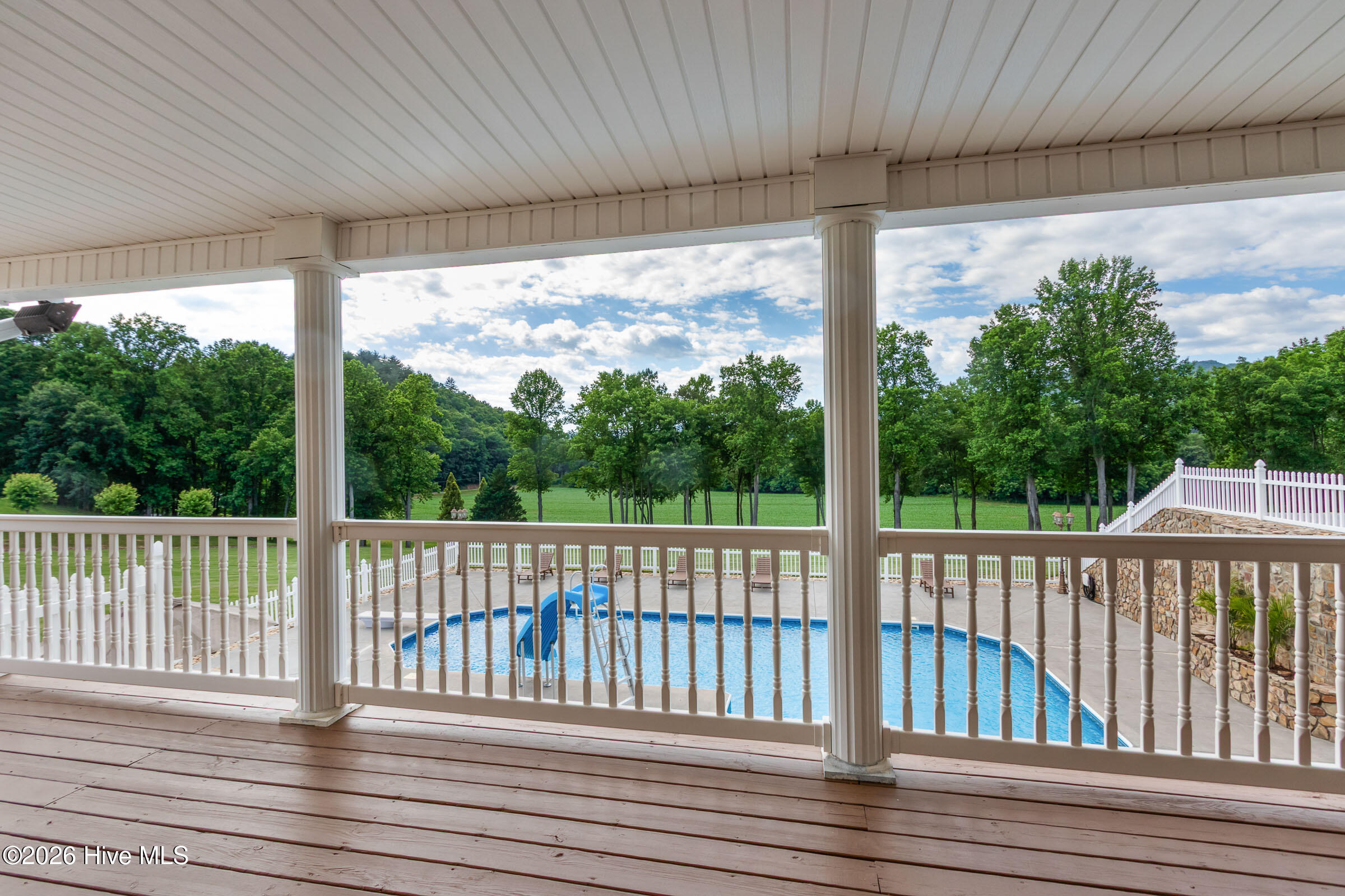 185 Lunsford Road Property Photo 43