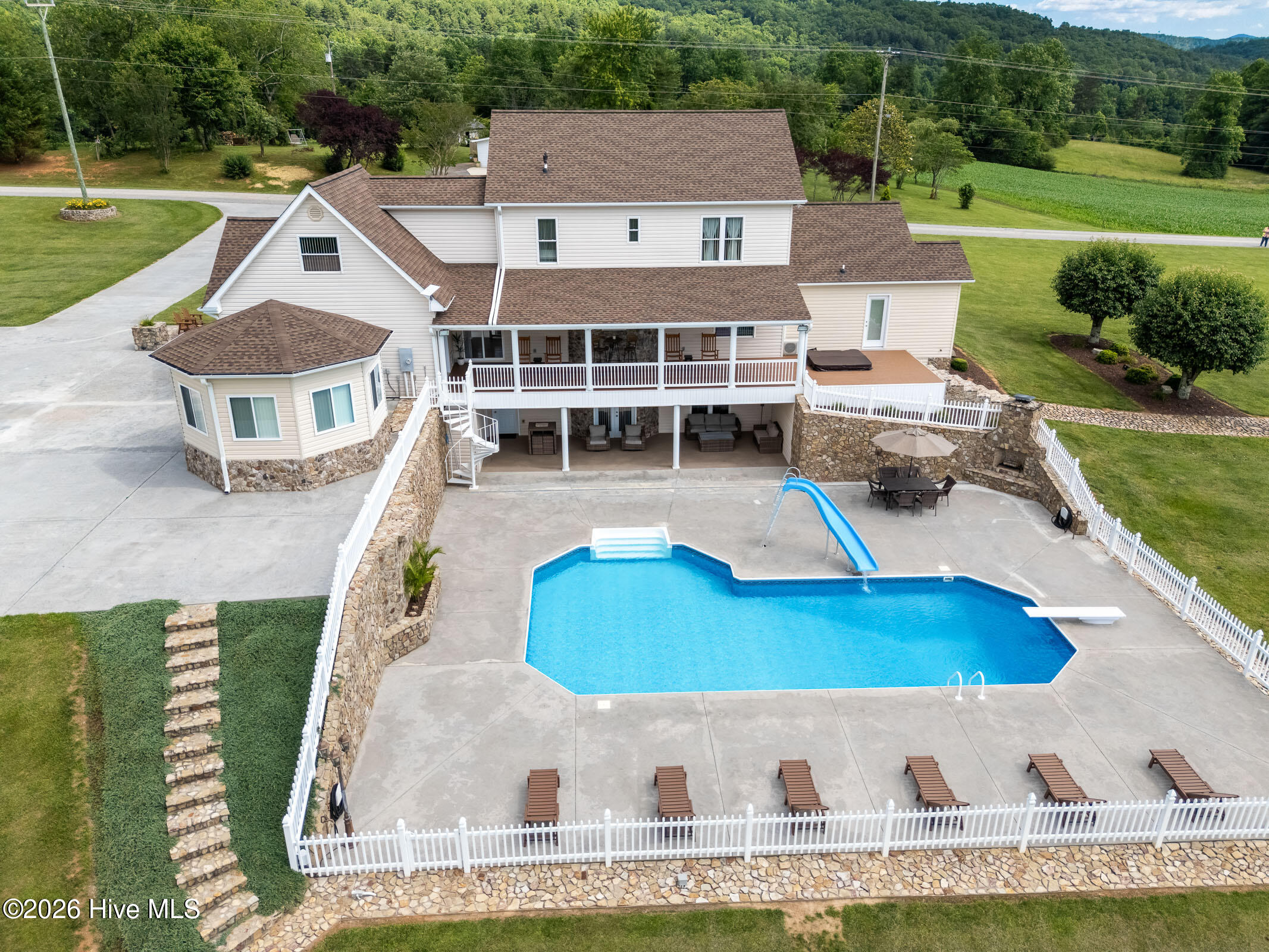 185 Lunsford Road Property Photo 118