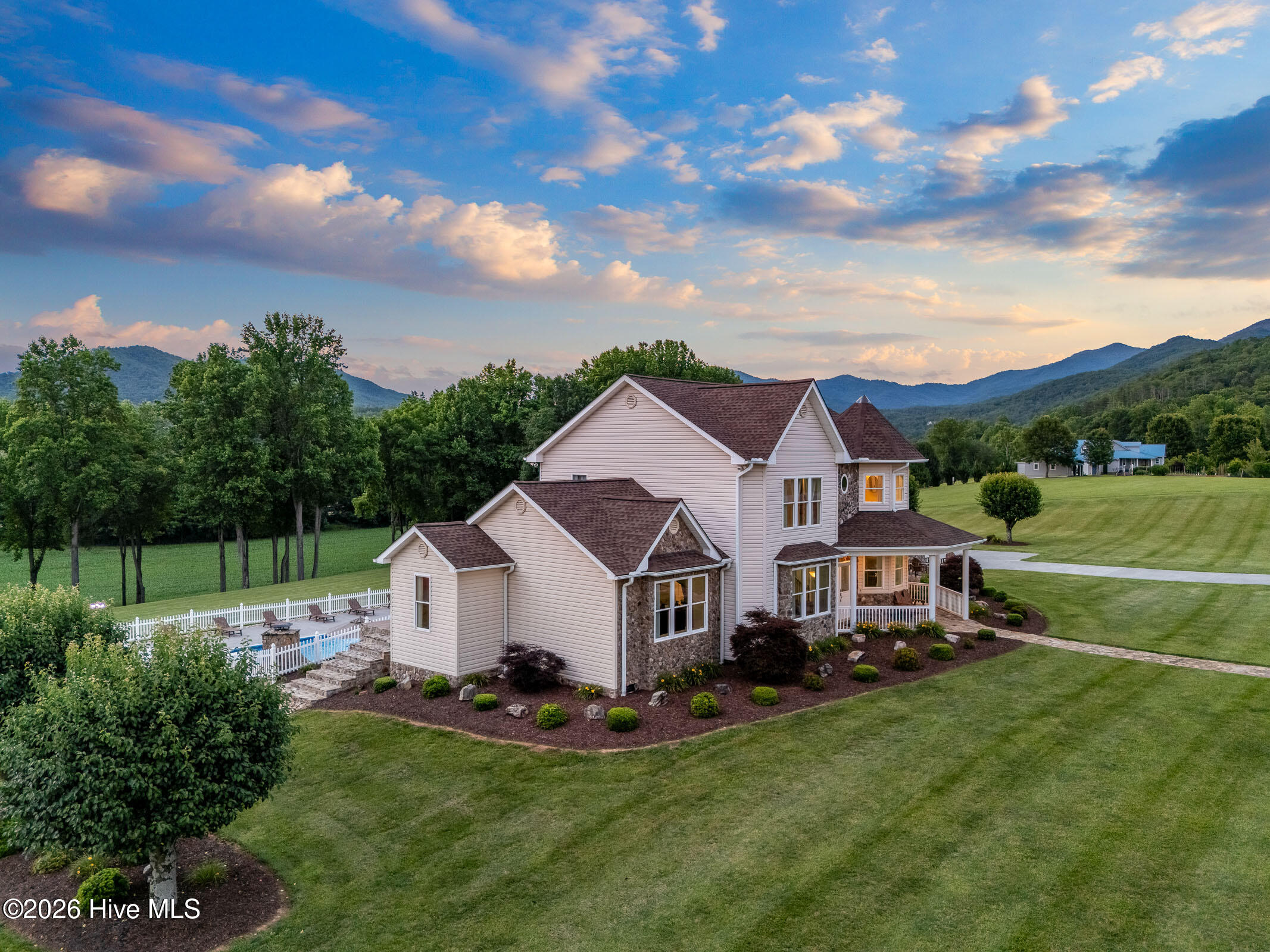 185 Lunsford Road Property Photo 122