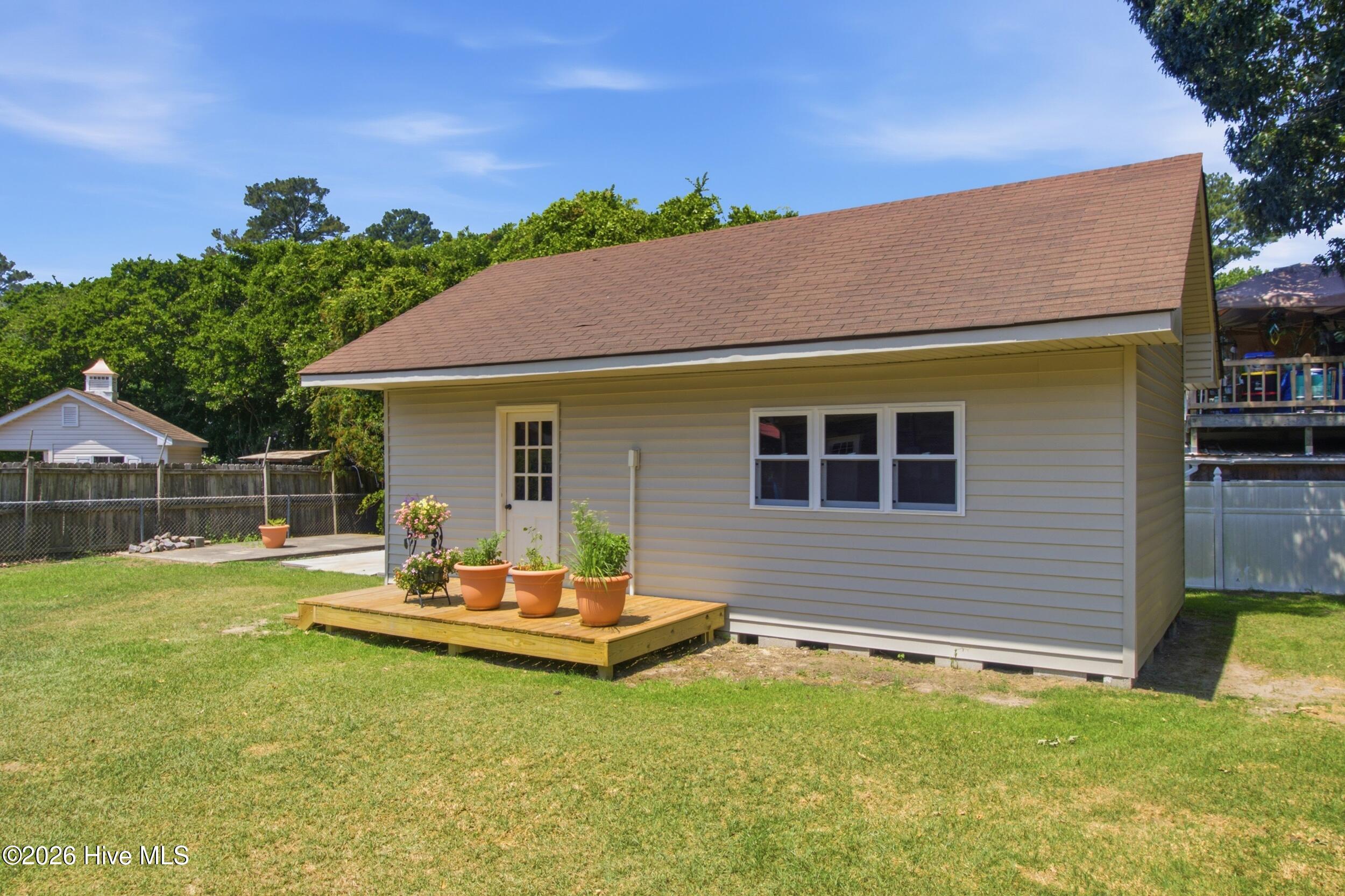 6364 Niblick Road Property Photo 46