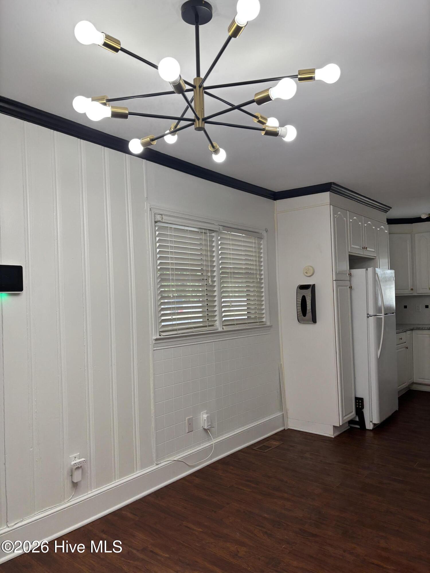 1202 W Howard Avenue Property Photo 5