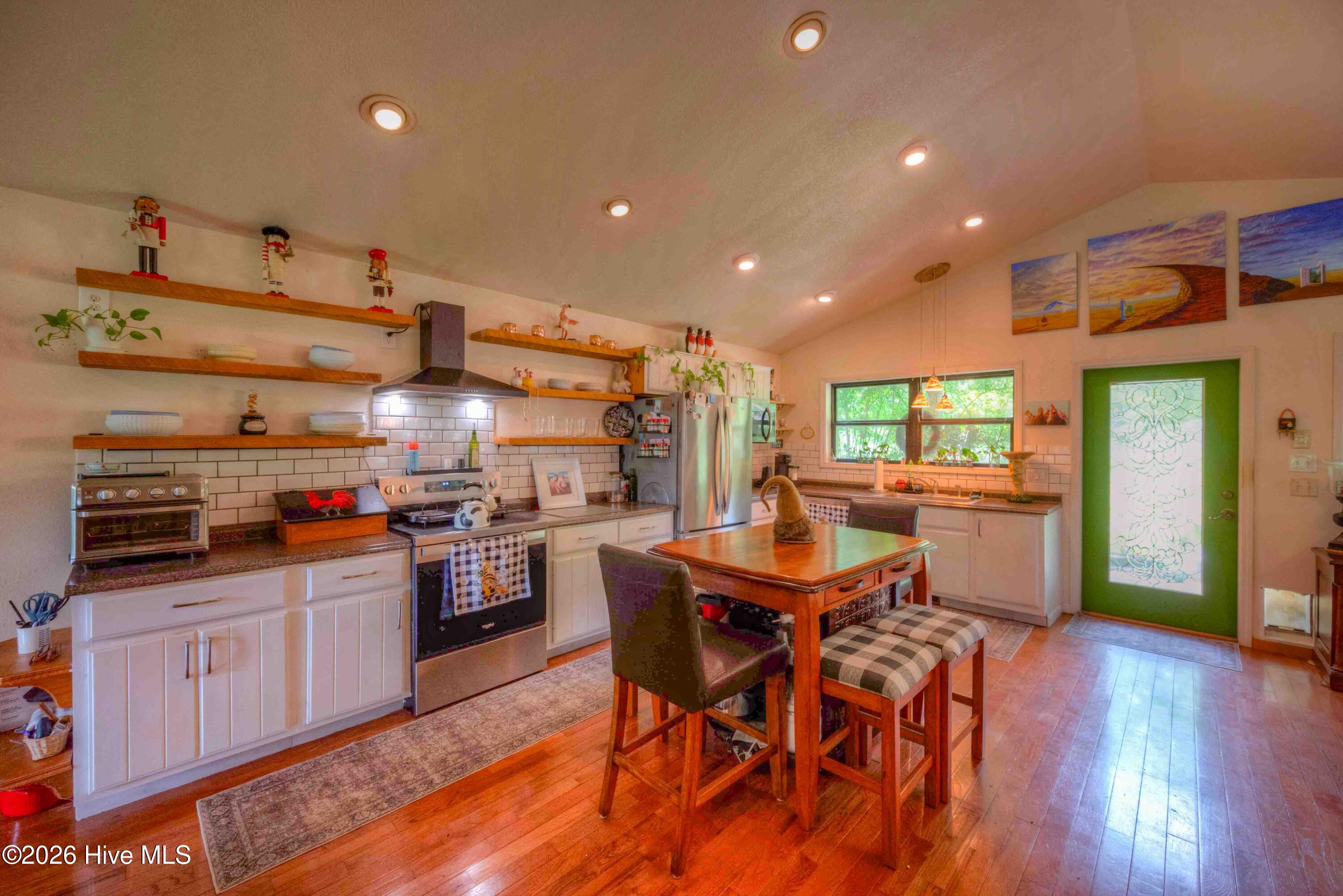 365 Roberson Road Property Photo 8