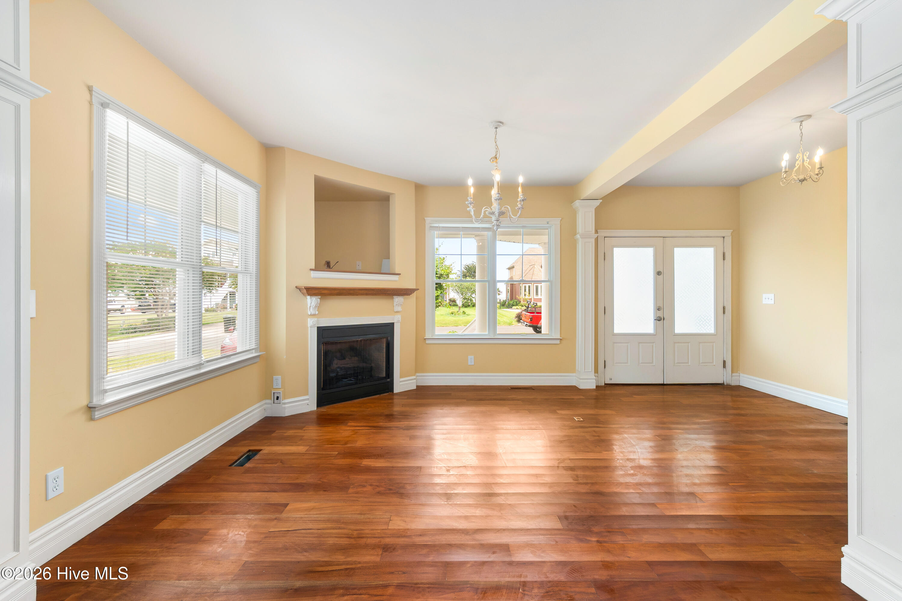 163 Mariners Way Property Photo 6