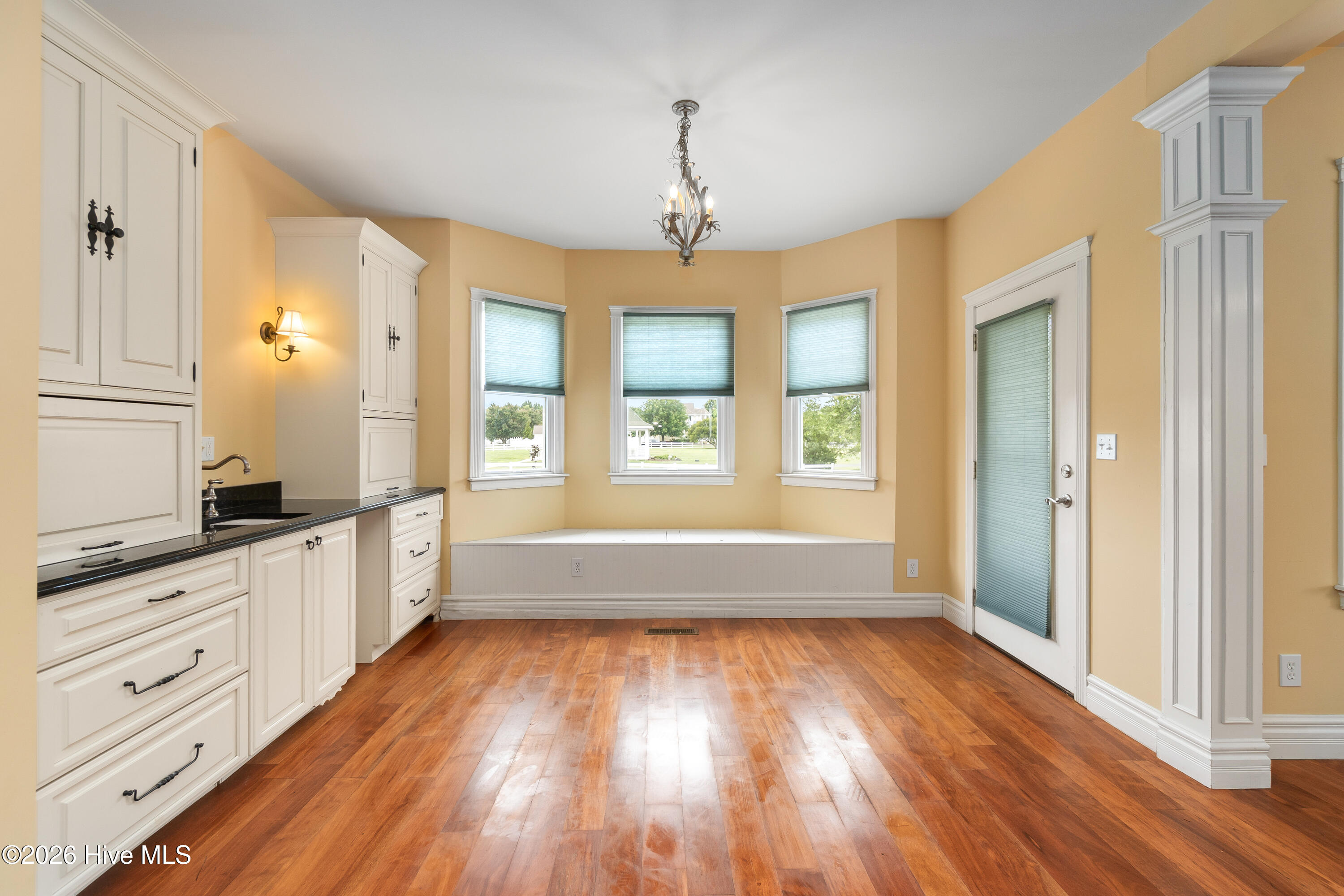 163 Mariners Way Property Photo 10