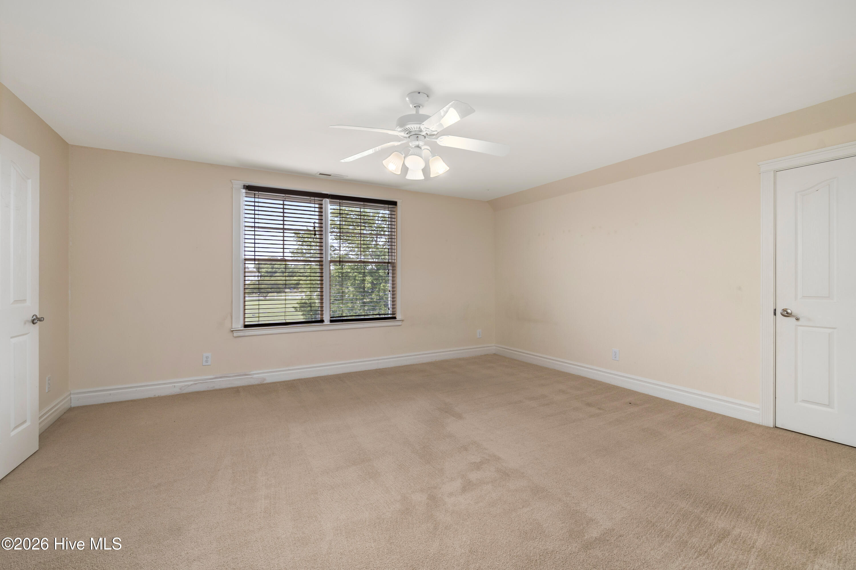 163 Mariners Way Property Photo 28