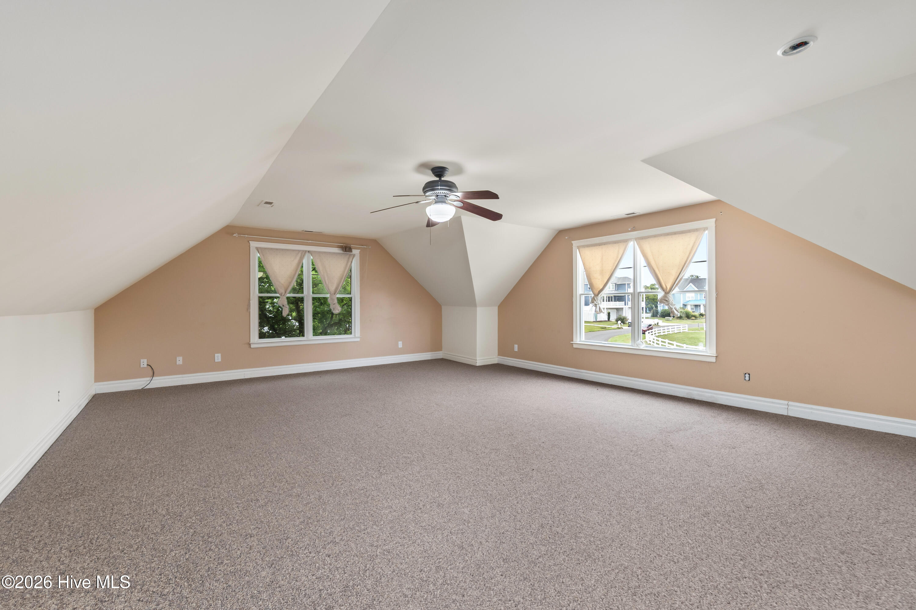 163 Mariners Way Property Photo 34
