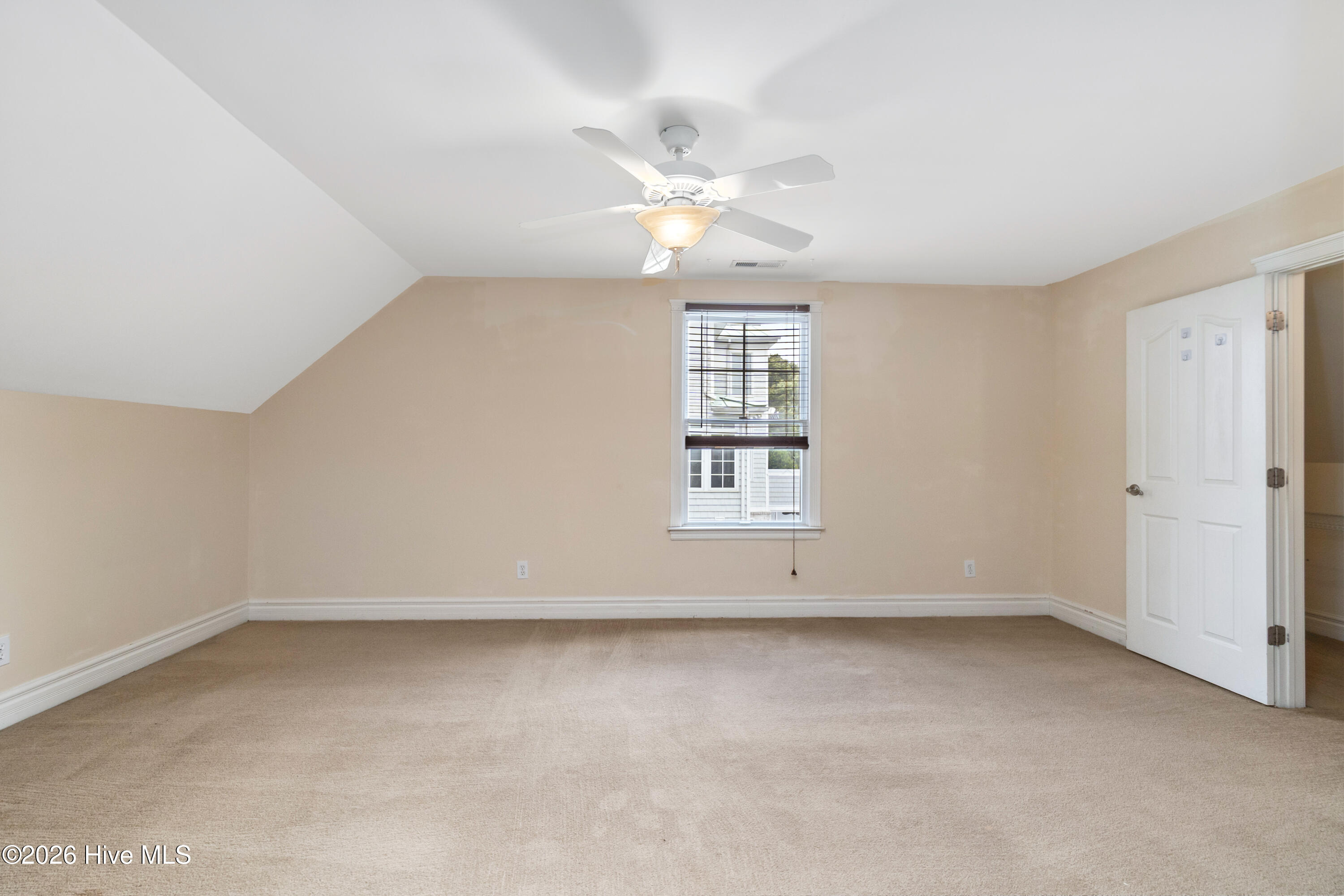 163 Mariners Way Property Photo 35