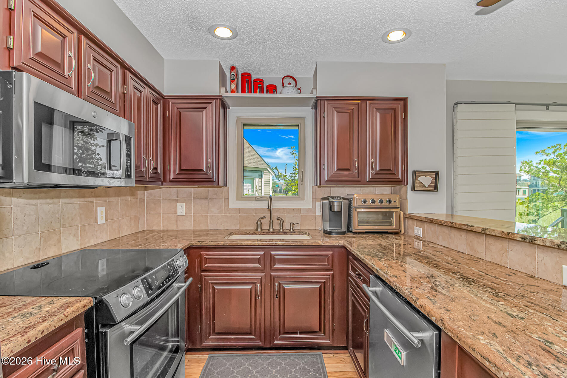 1668 Harbor Drive Property Photo 8