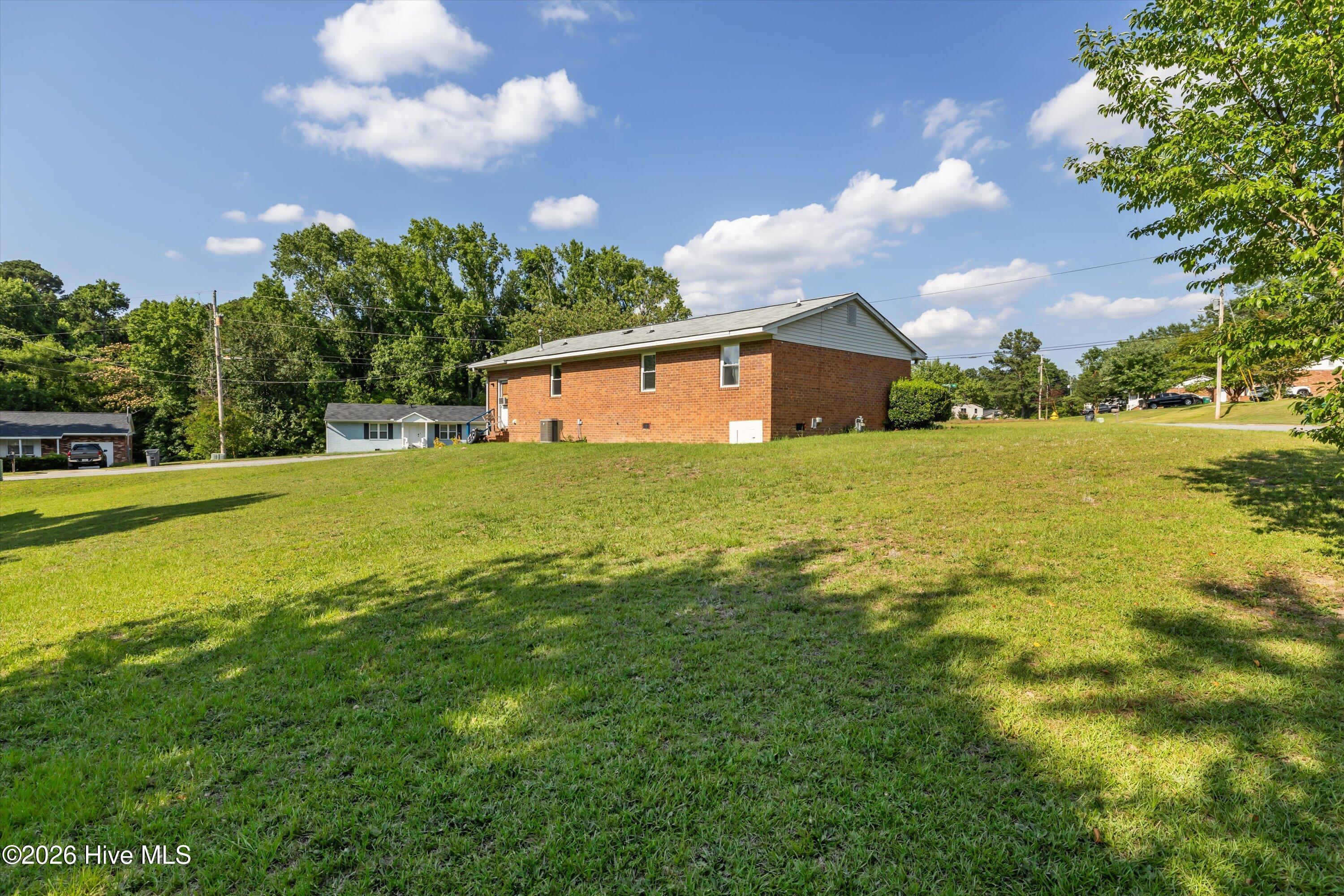 914 Sycamore Drive Property Photo 19