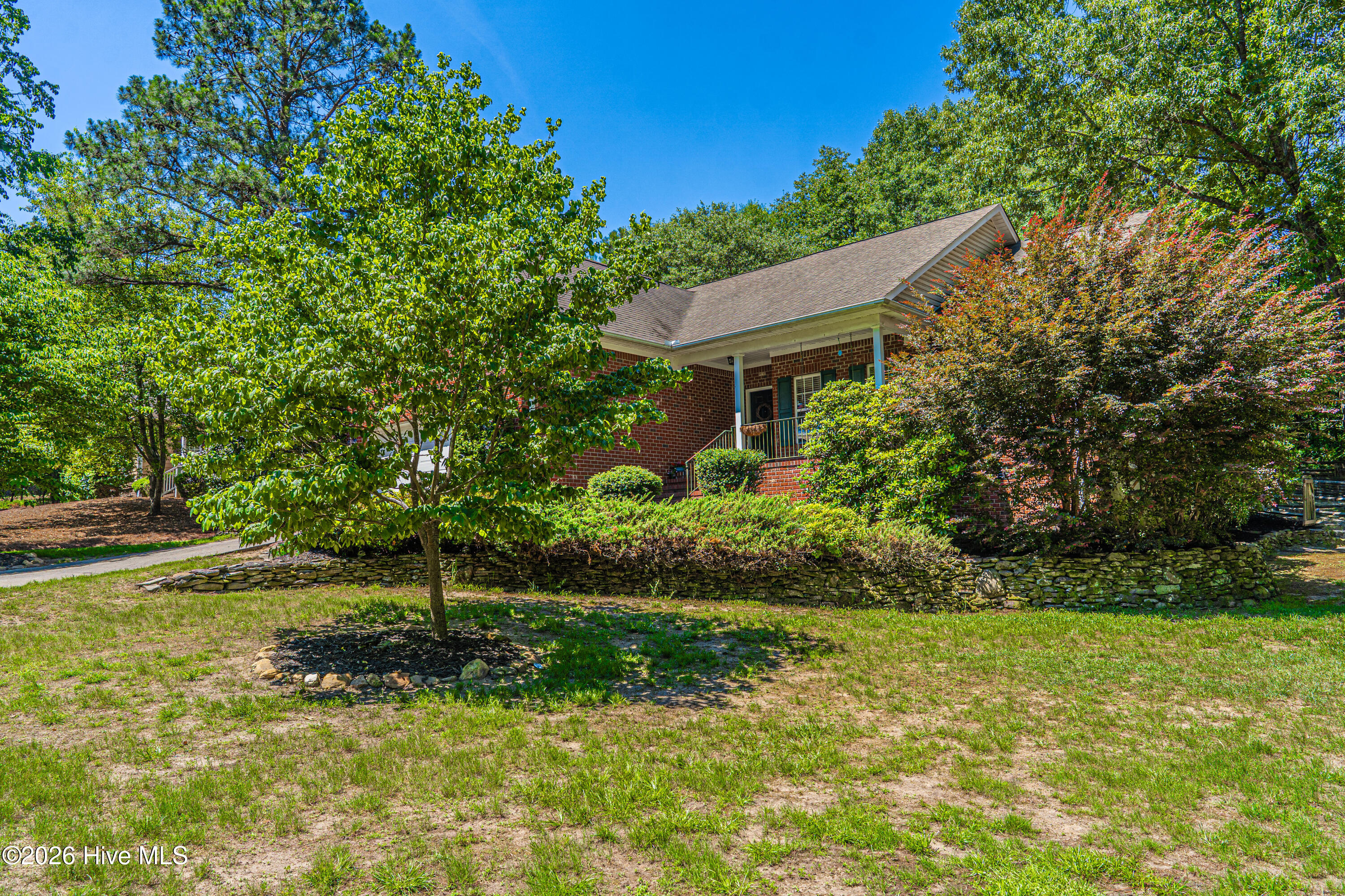 7 Shamrock Way Property Photo 4