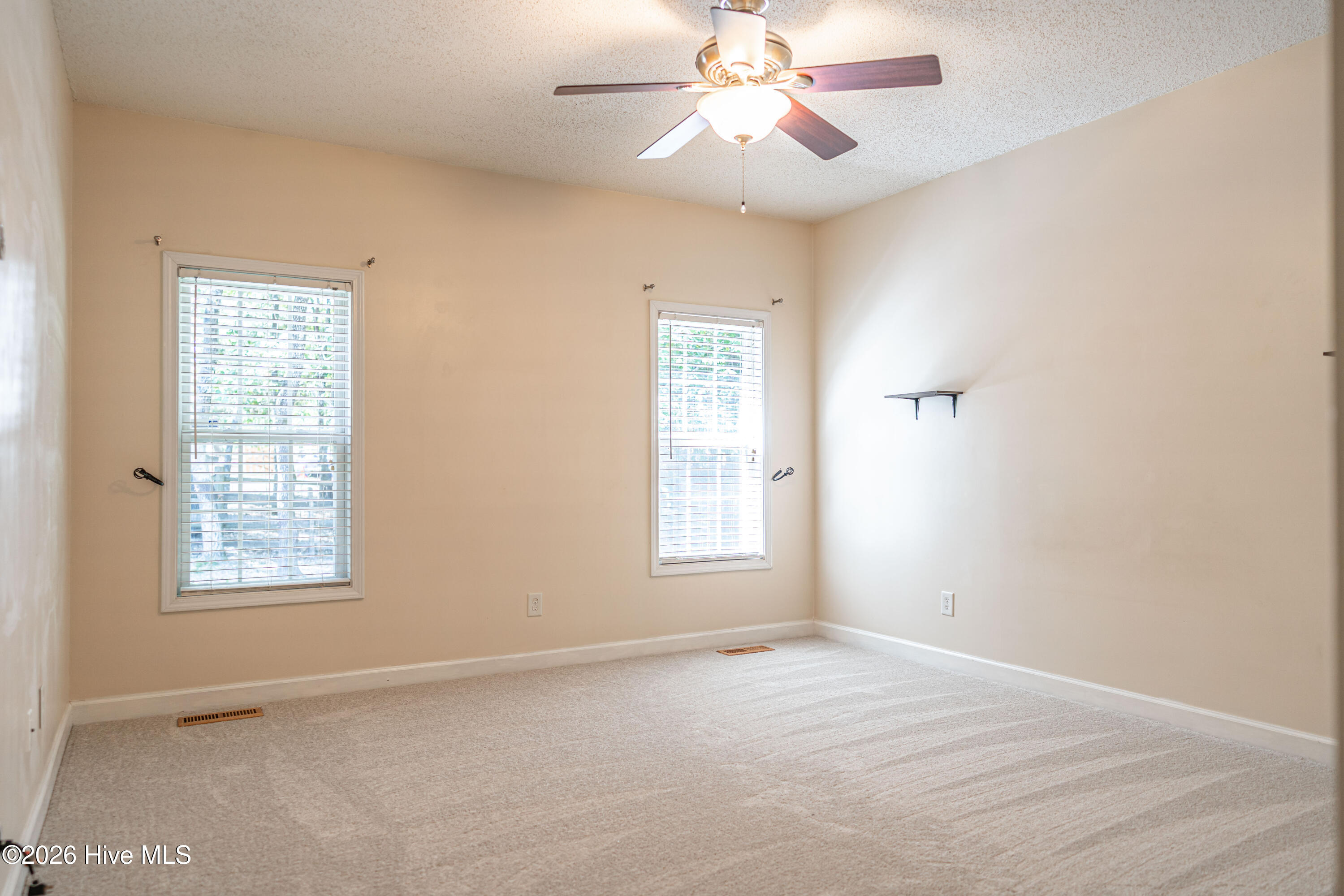 7 Shamrock Way Property Photo 23
