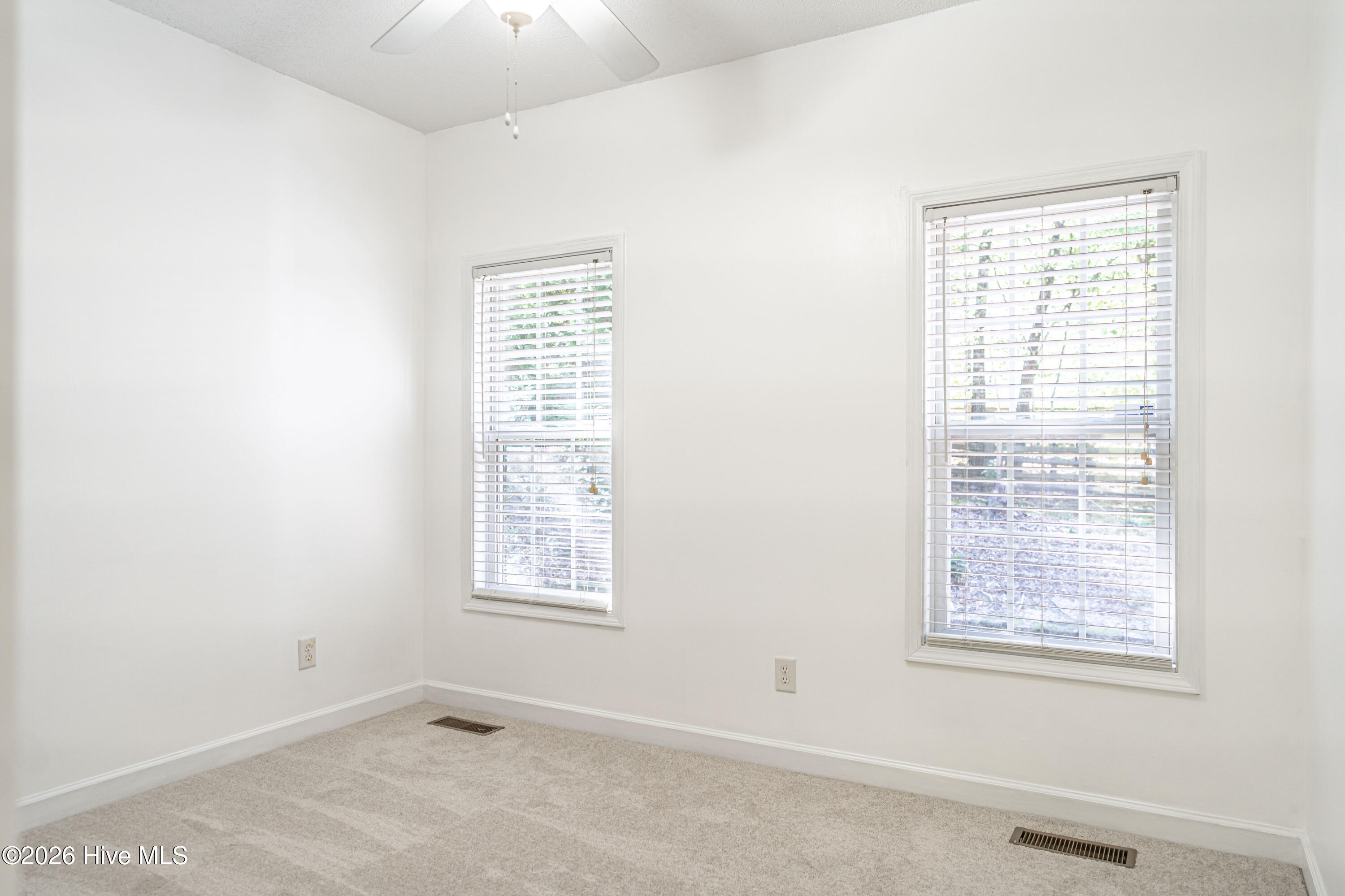7 Shamrock Way Property Photo 36