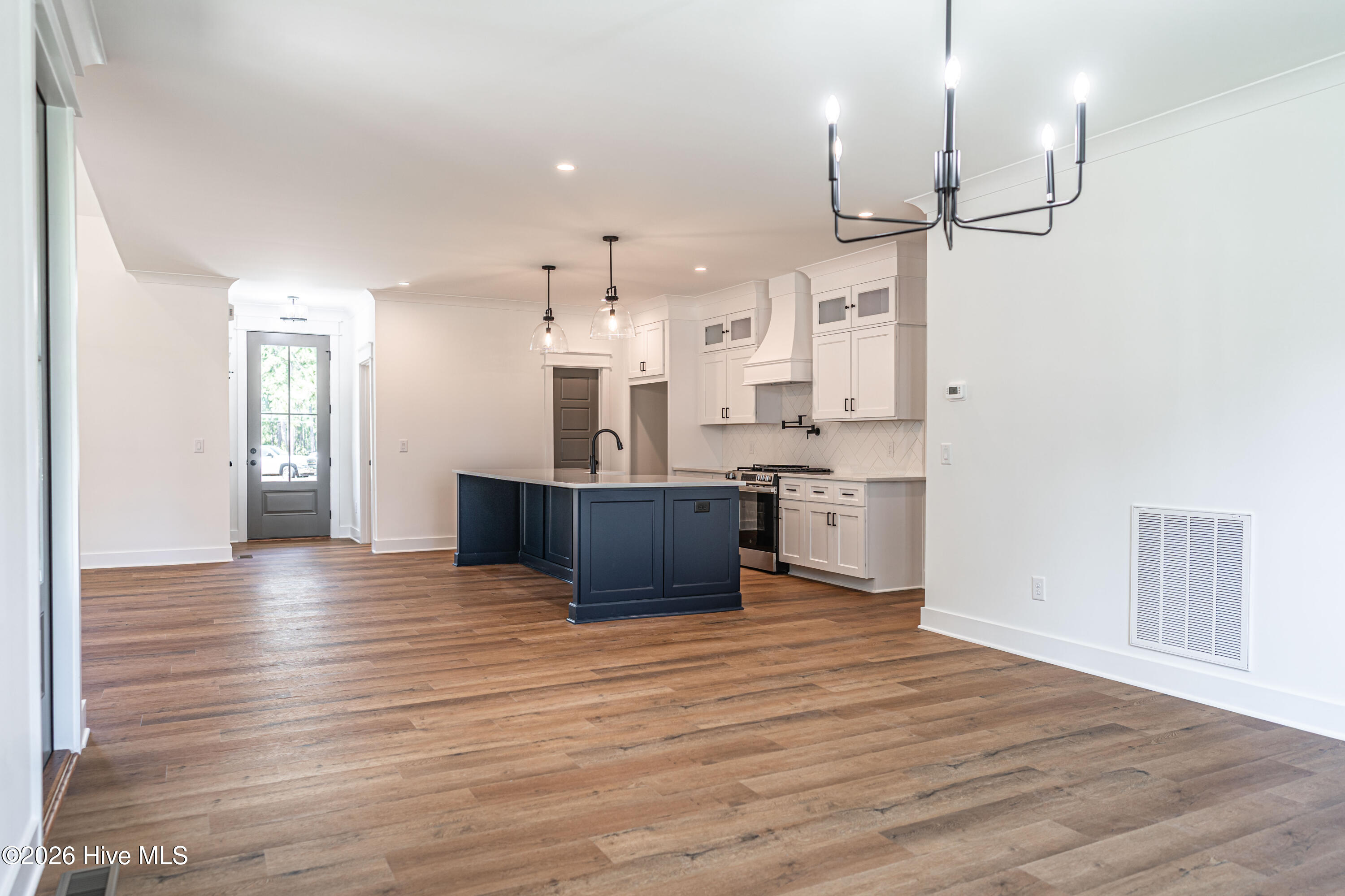 142 Parkwood Court Property Photo 18