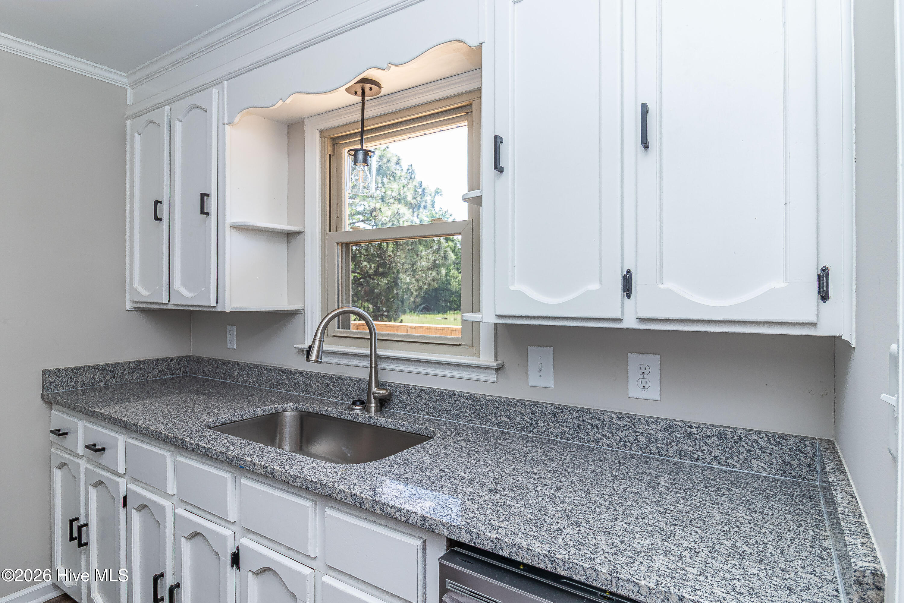 358 White Flash Road Property Photo 8