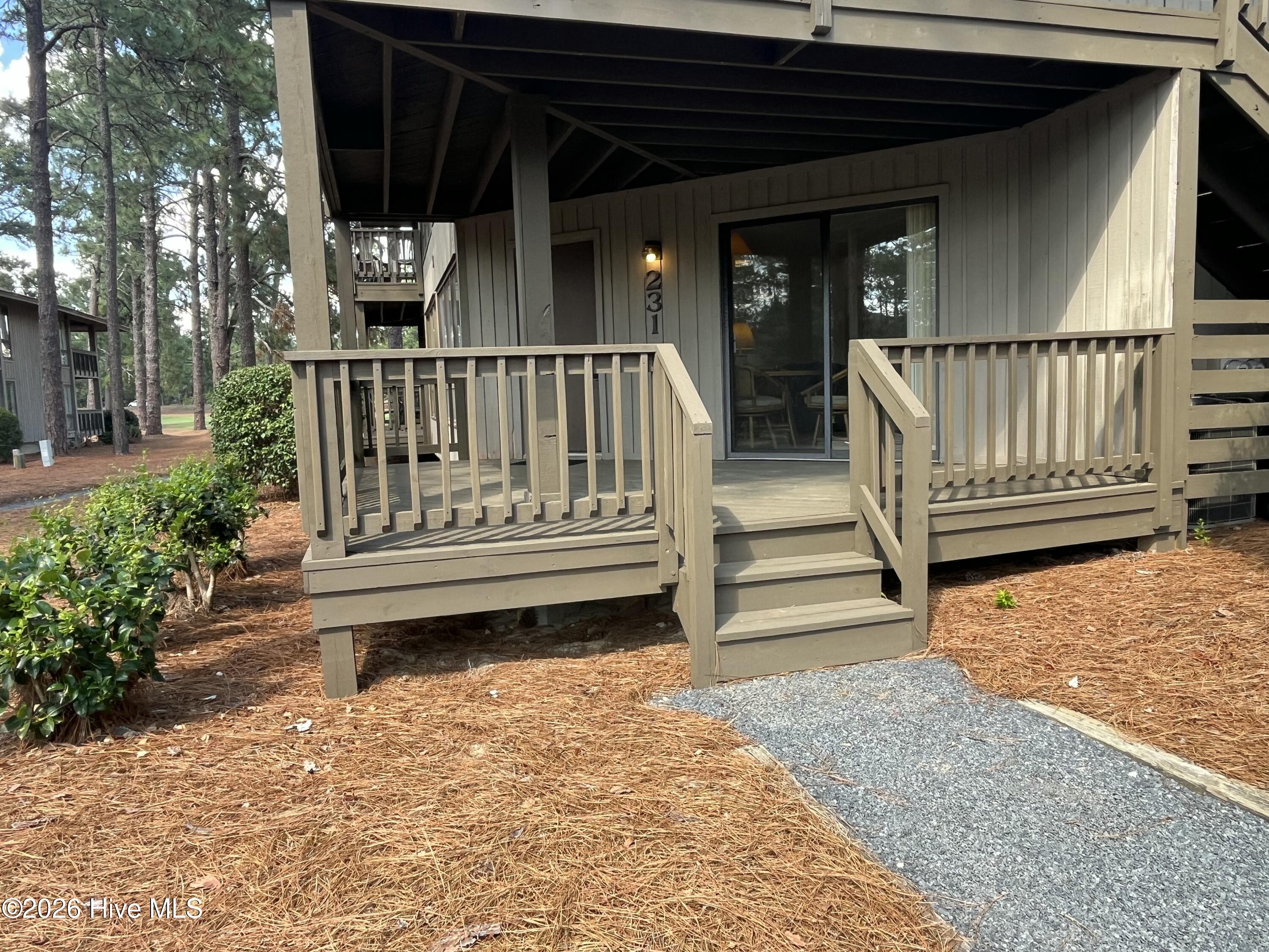 231 Foxkroft Drive Property Photo 1