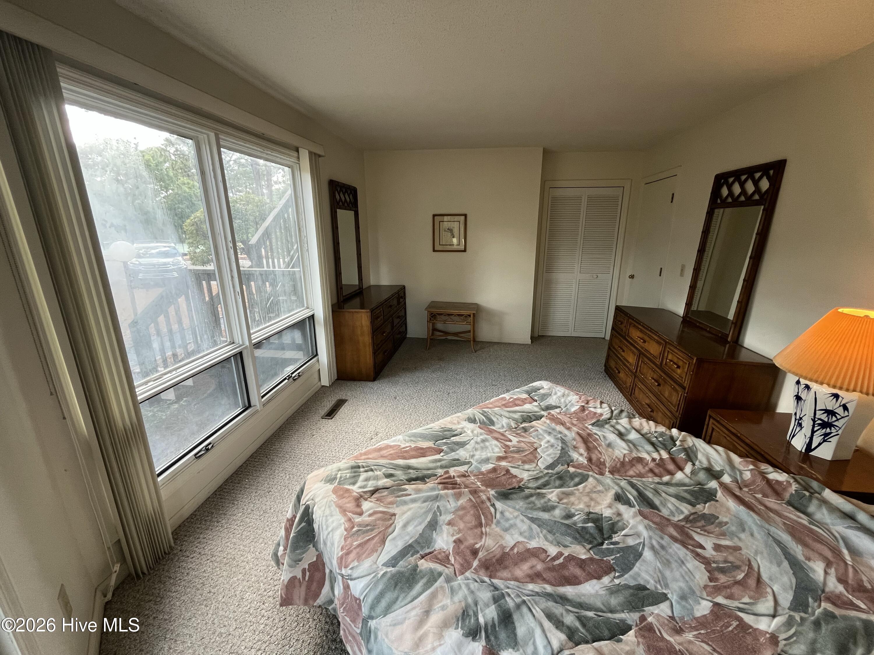 231 Foxkroft Drive Property Photo 11