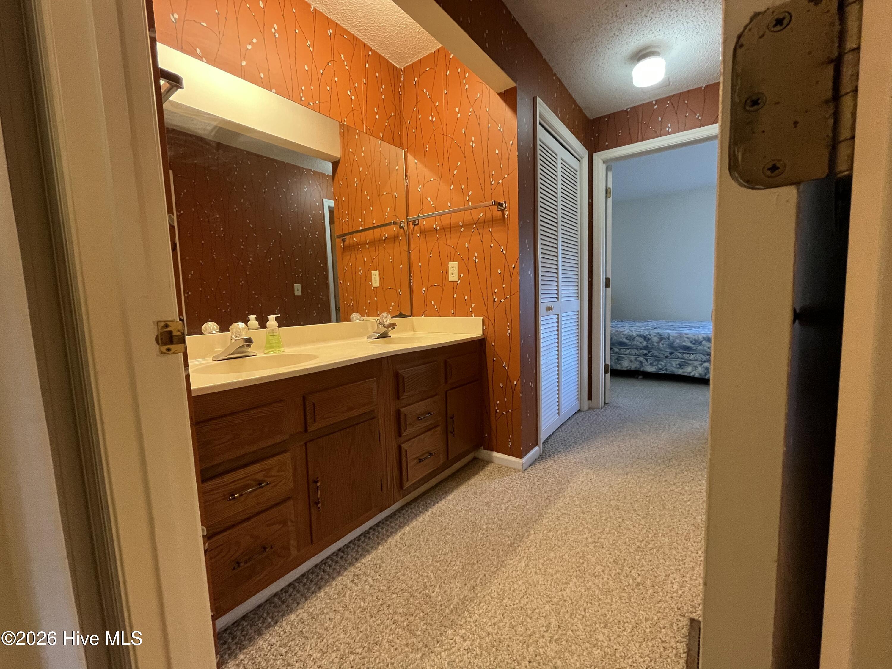 231 Foxkroft Drive Property Photo 15