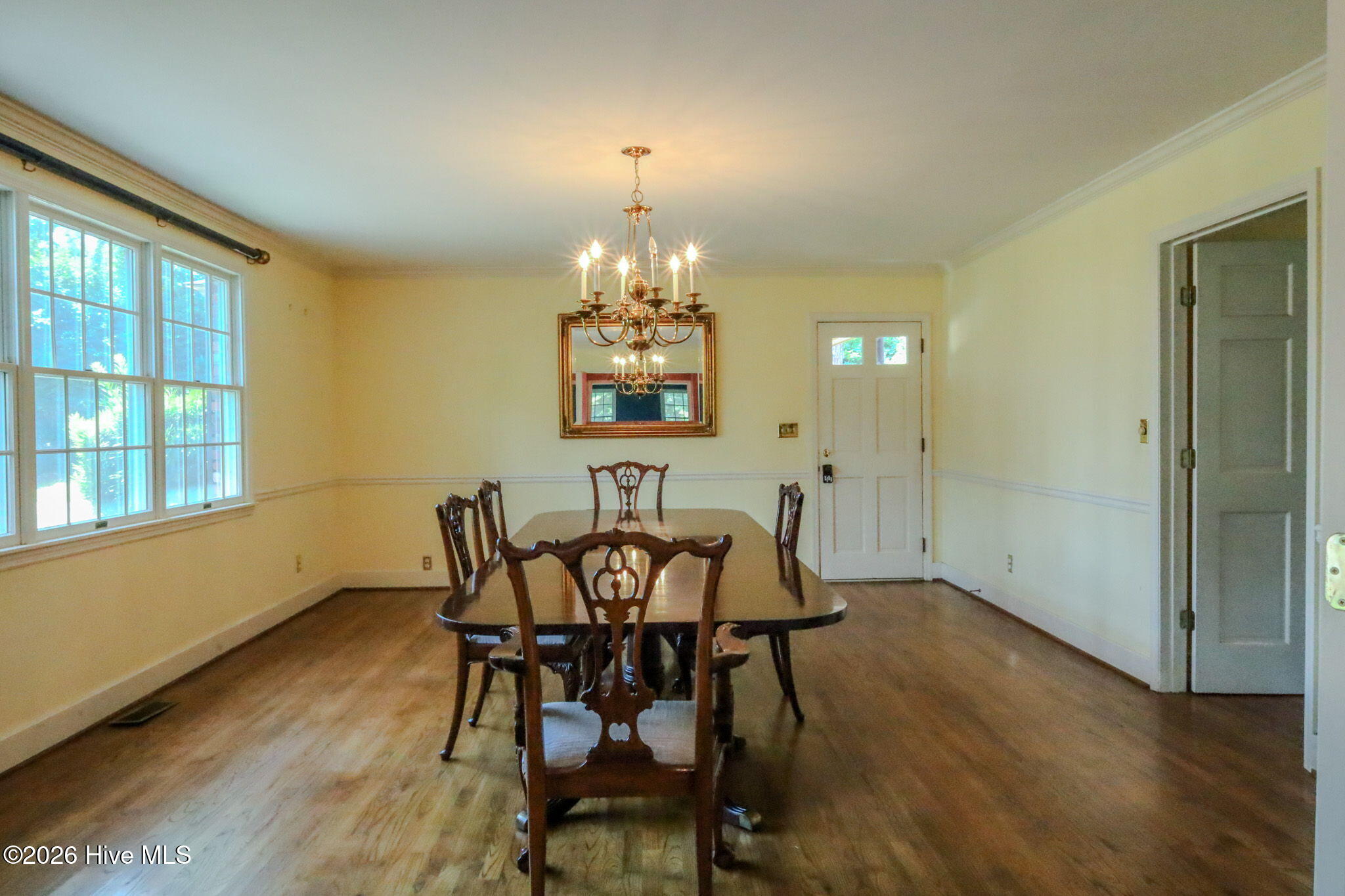 711 Oberlin Road Property Photo 26