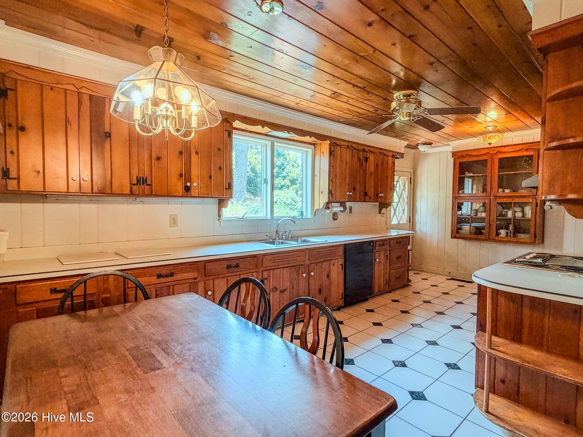 711 Oberlin Road Property Photo 33