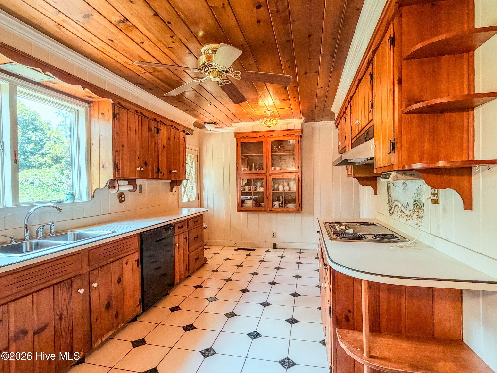 711 Oberlin Road Property Photo 34