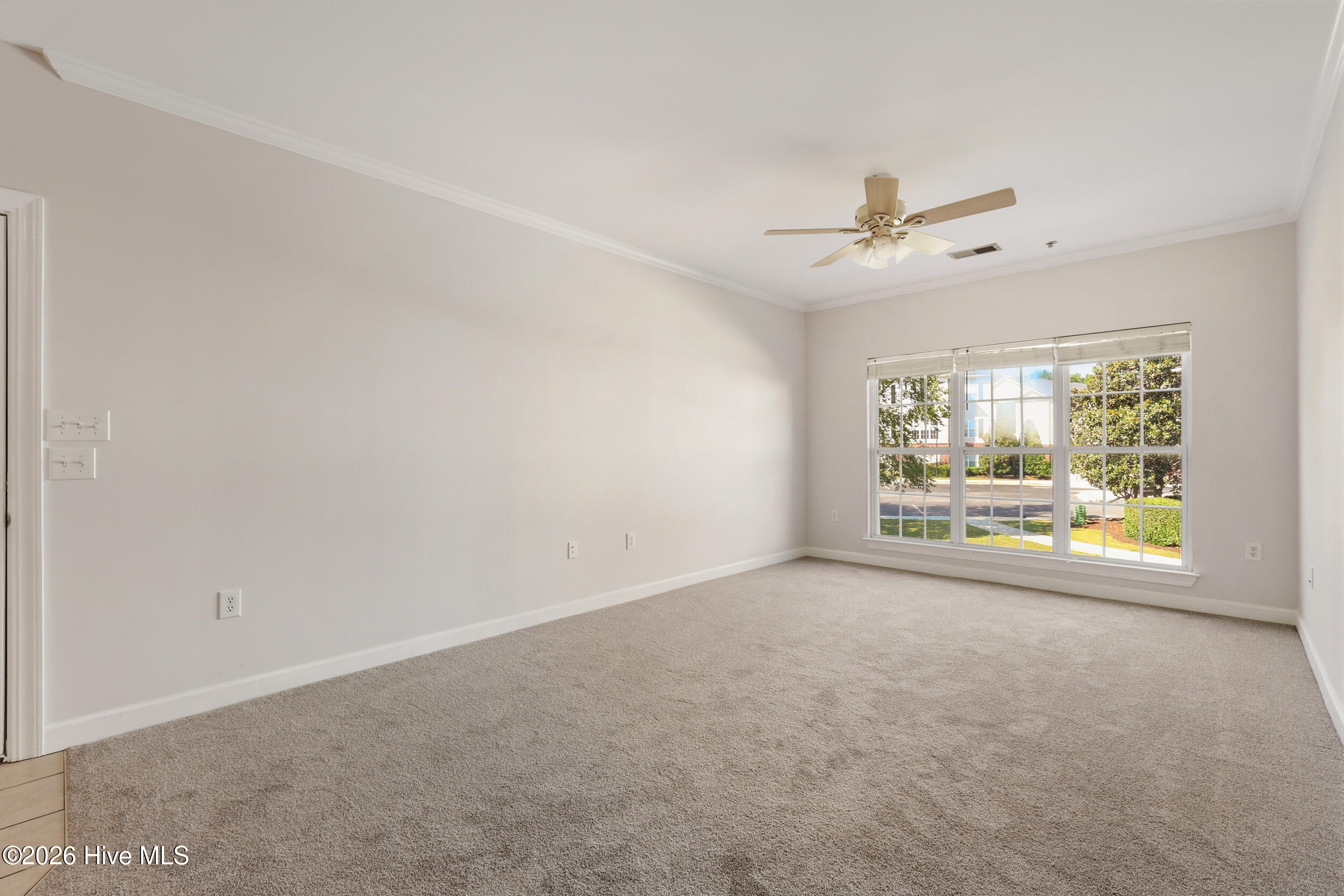 2807 Bloomfield Lane Unit 206 Property Photo 7