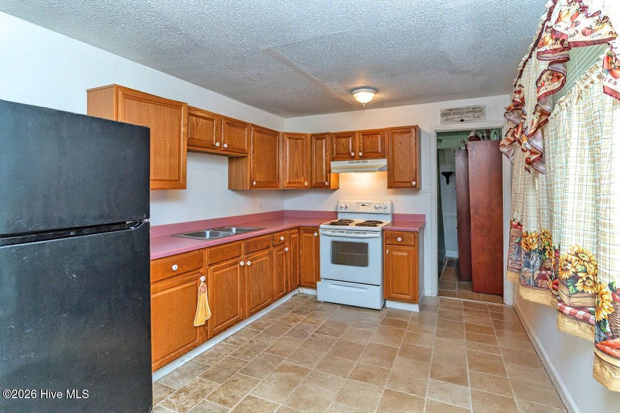 302 Nelson Drive Property Photo 4