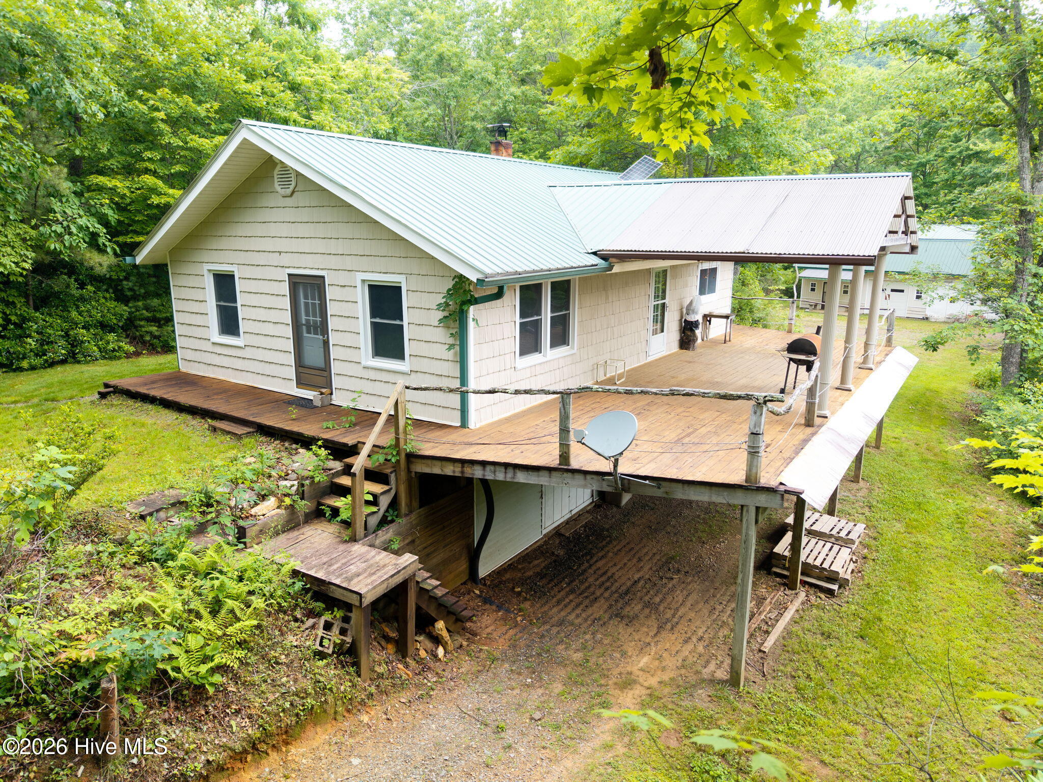 623 Denton Road Property Photo 5