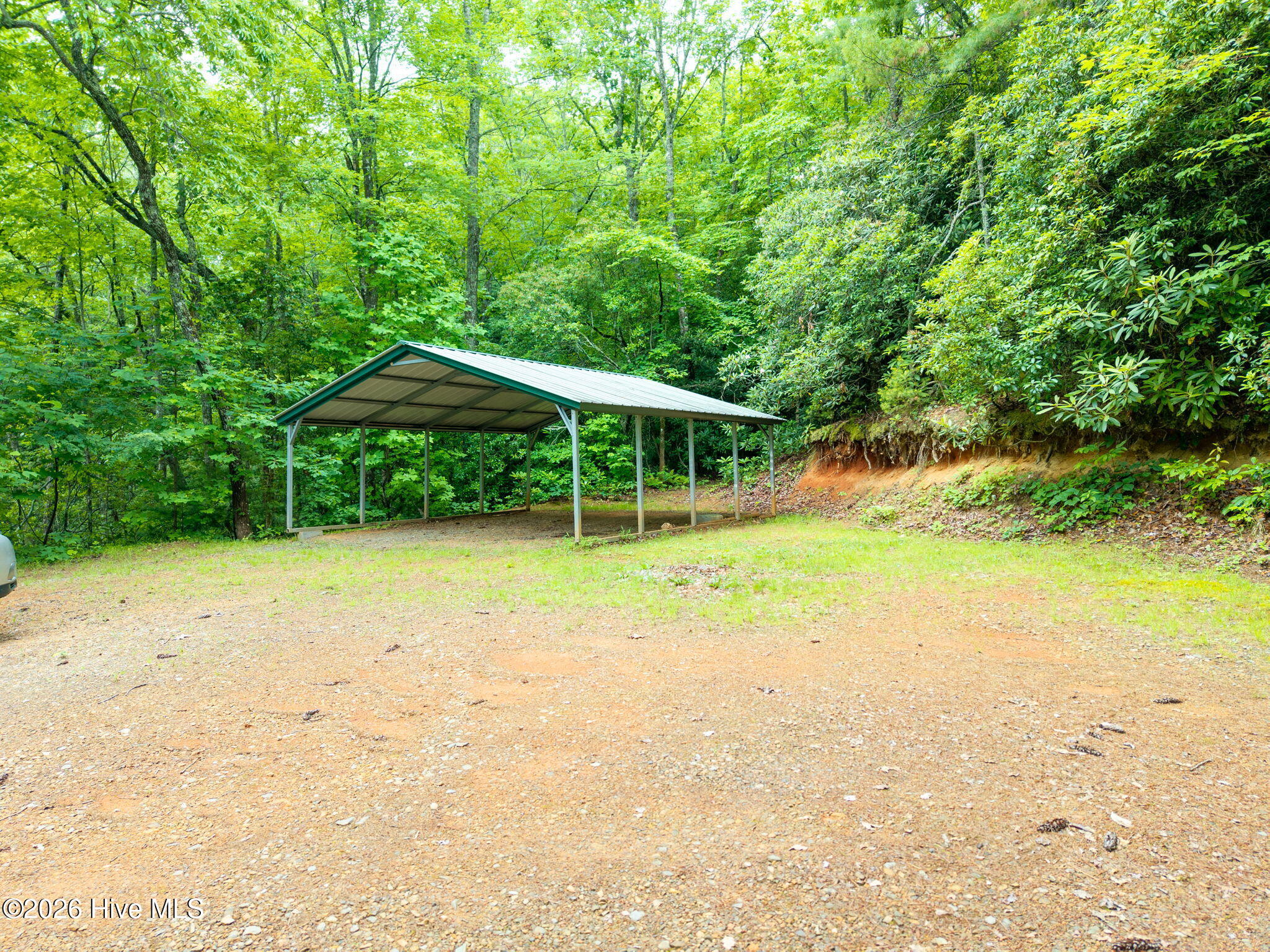 623 Denton Road Property Photo 7